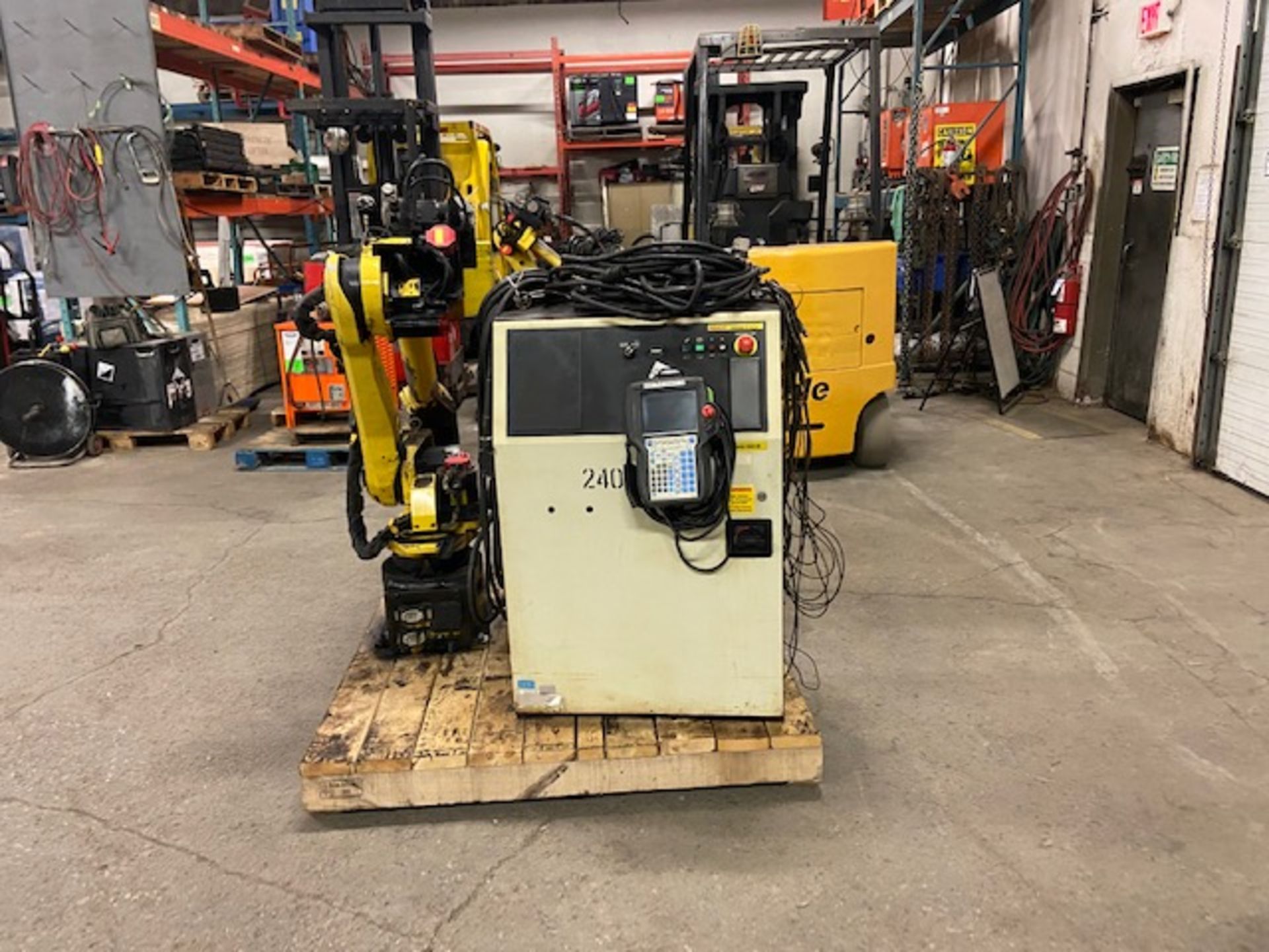 2008 Fanuc Arcmate 120iB / 10L Welding Robot with System FULLY TESTED with R30iA Controller, teach