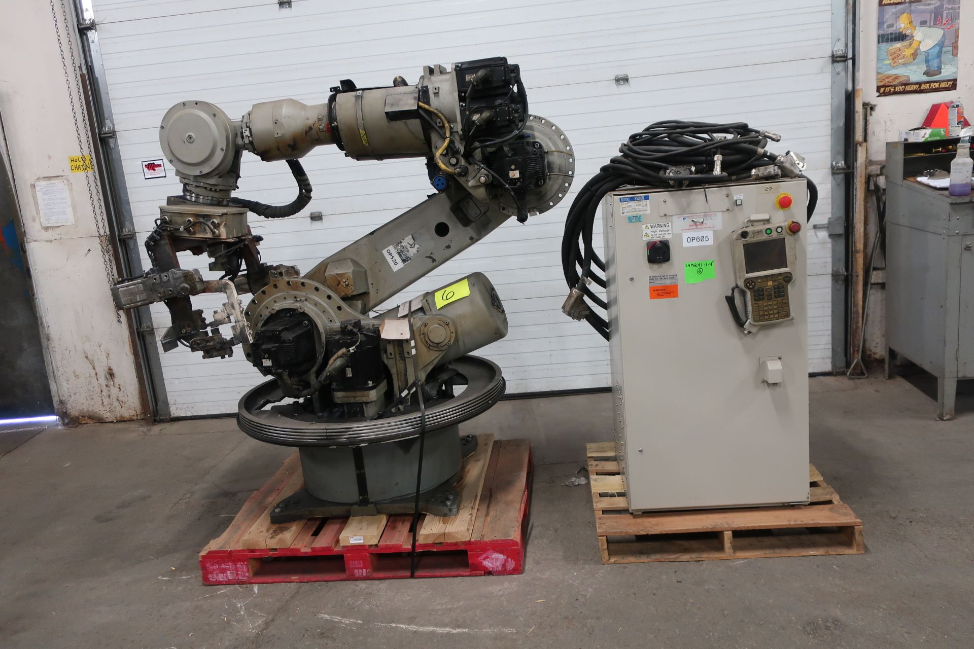 2008 Motoman ES200N Robot 200kg Capacity with Controller COMPLETE with Teach Pendant, Cables, LOW