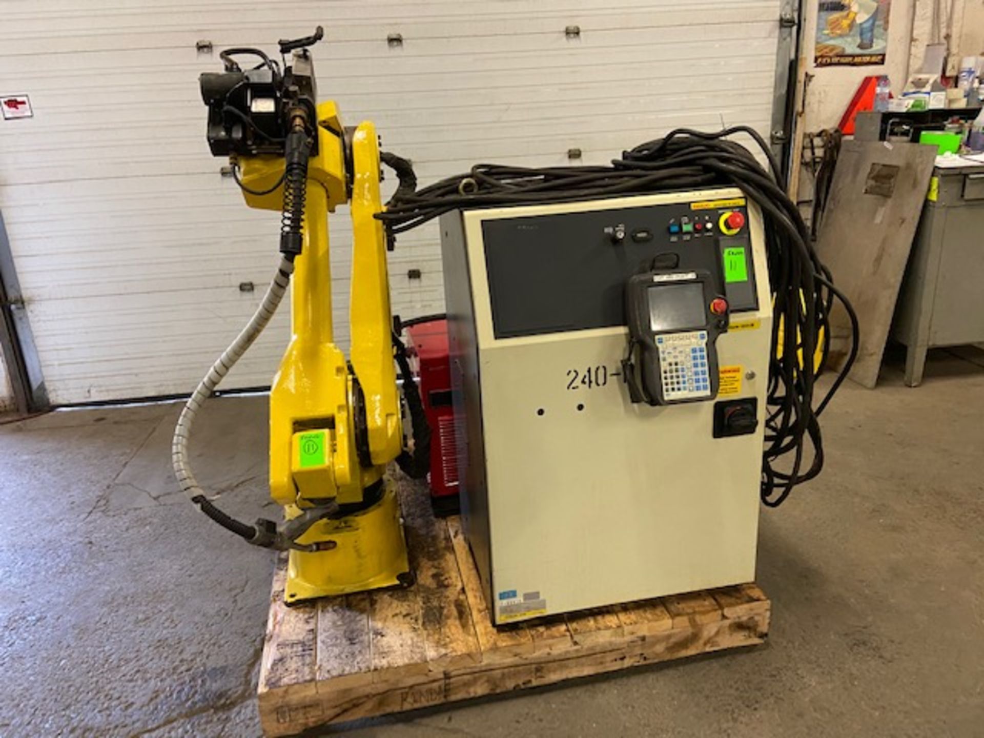 2008 Fanuc Arcmate 120iB / 10L Welding Robot with System FULLY TESTED with R30iA Controller, teach
