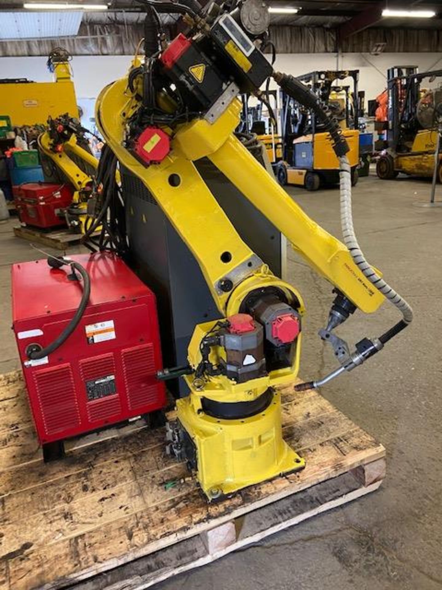 2008 Fanuc Arcmate 120iB / 10L Welding Robot with System FULLY TESTED with R30iA Controller, teach - Image 4 of 4