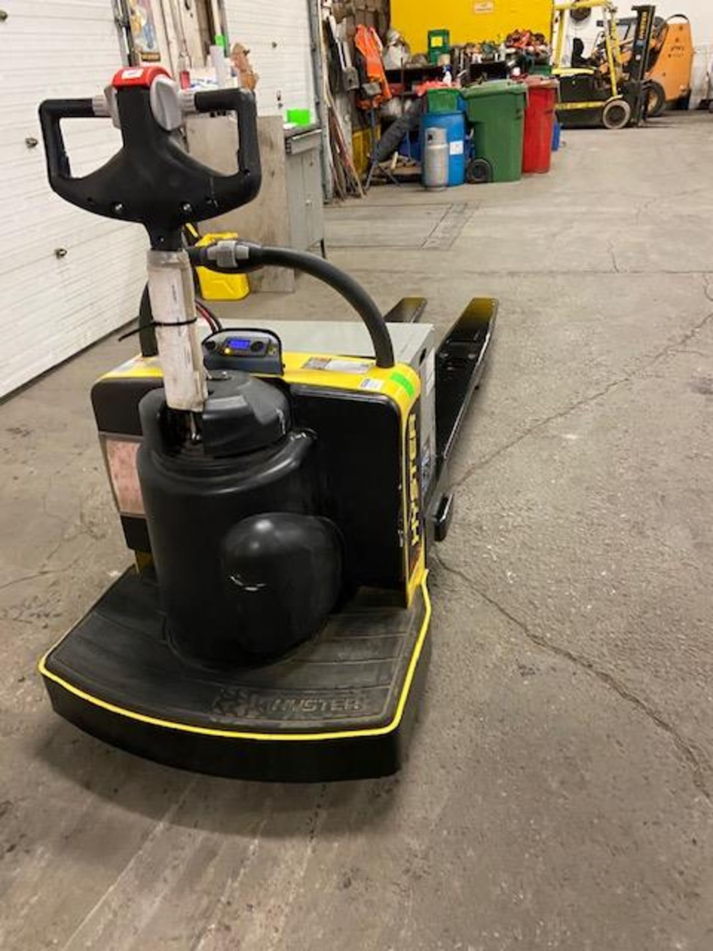 2019 Hyster Electric Ride on Powered Pallet Cart Lift 8000lbs capacity 8' Long with LOW HOURS Safety - Image 3 of 3