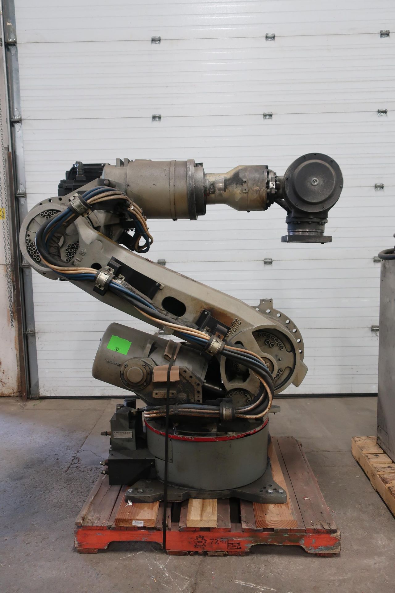 2008 Motoman ES200N Robot 200kg Capacity with Controller COMPLETE with Teach Pendant, Cables, LOW - Image 3 of 3