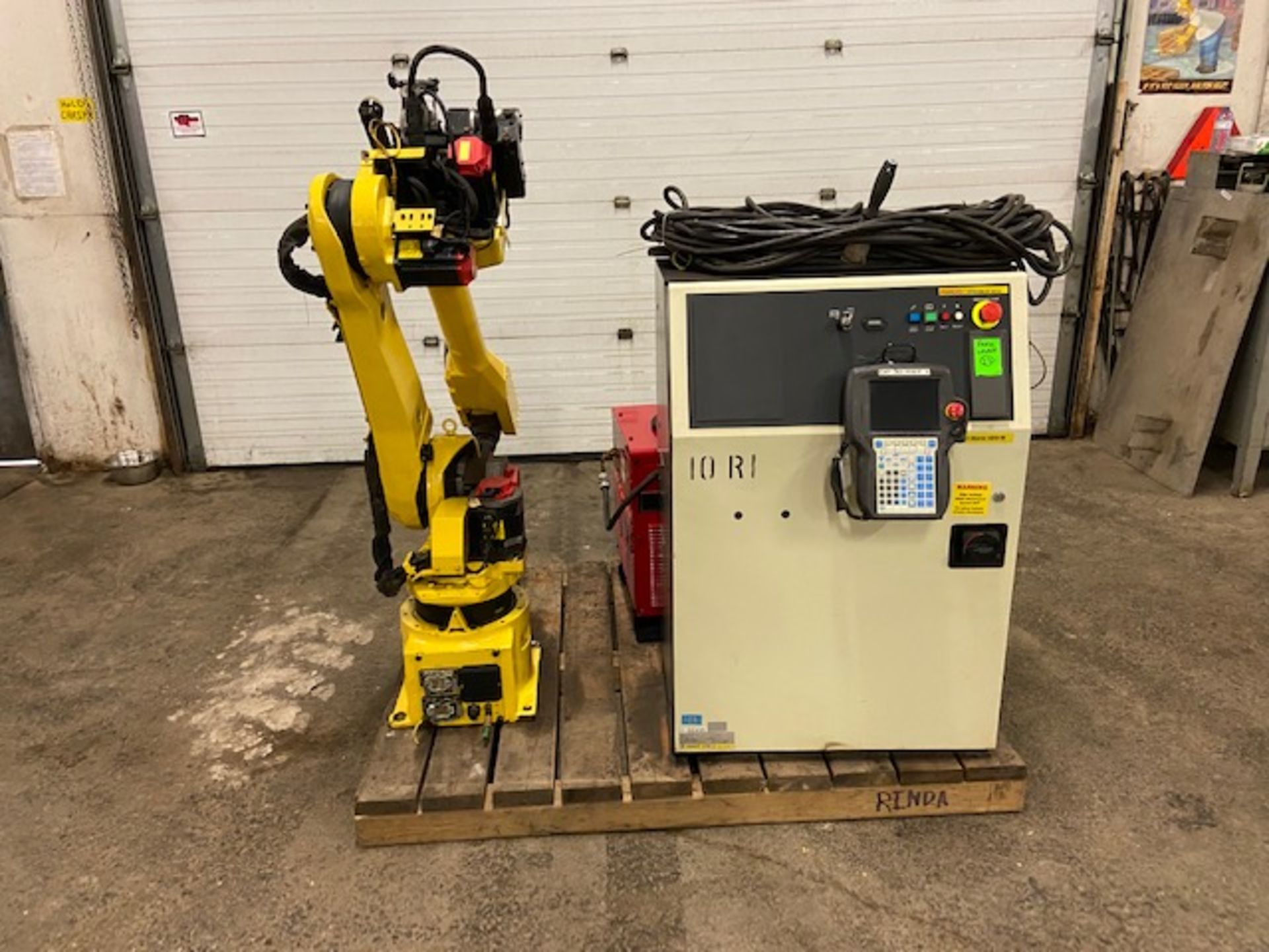 2008 Fanuc Arcmate 120iB / 10L Welding Robot with System FULLY TESTED with R30iA Controller, teach