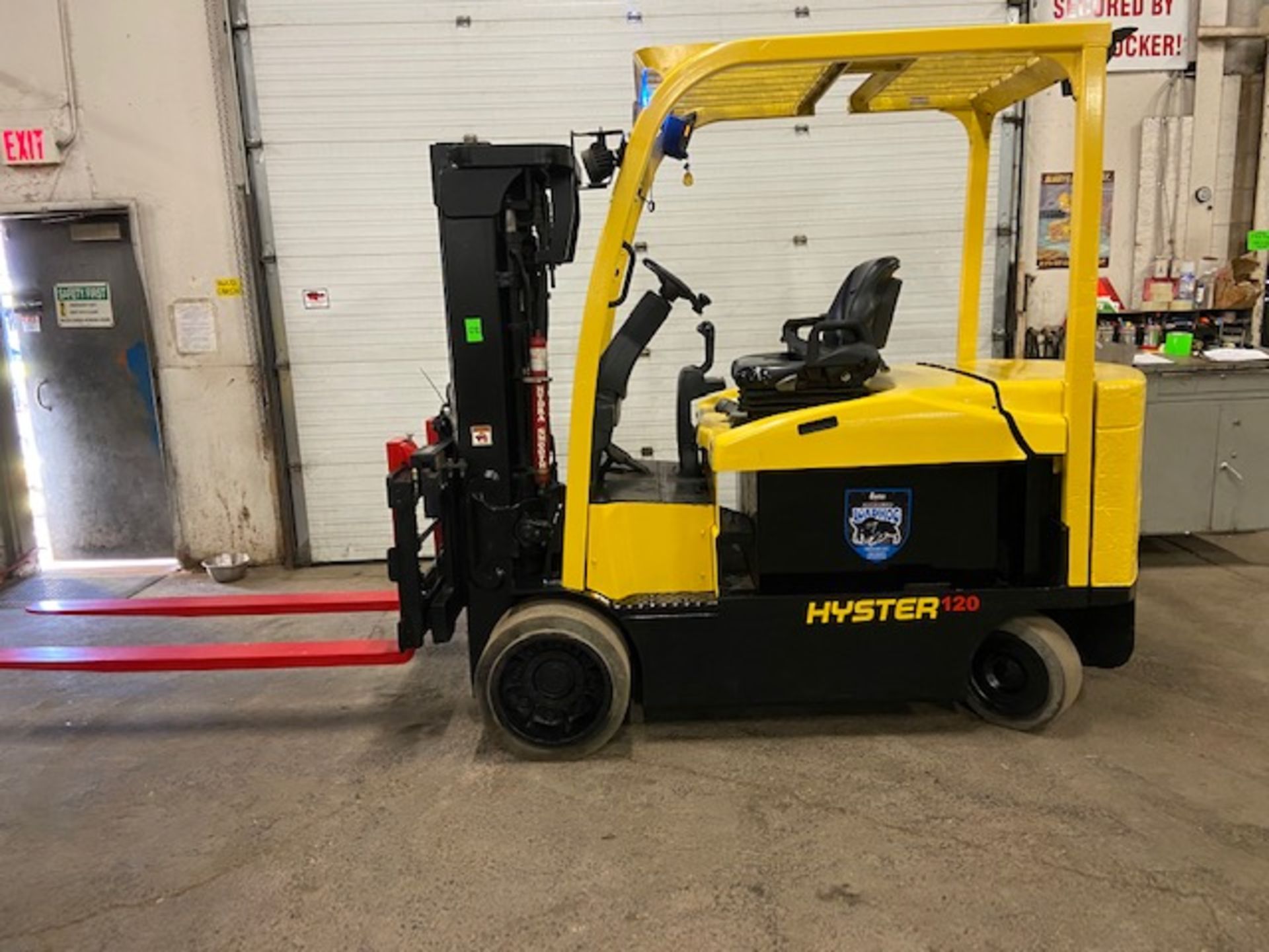 FREE CUSTOMS - 2014 Hyster 12000lbs Capacity Forklift Electric with sideshift and 3 stage mast & 72"