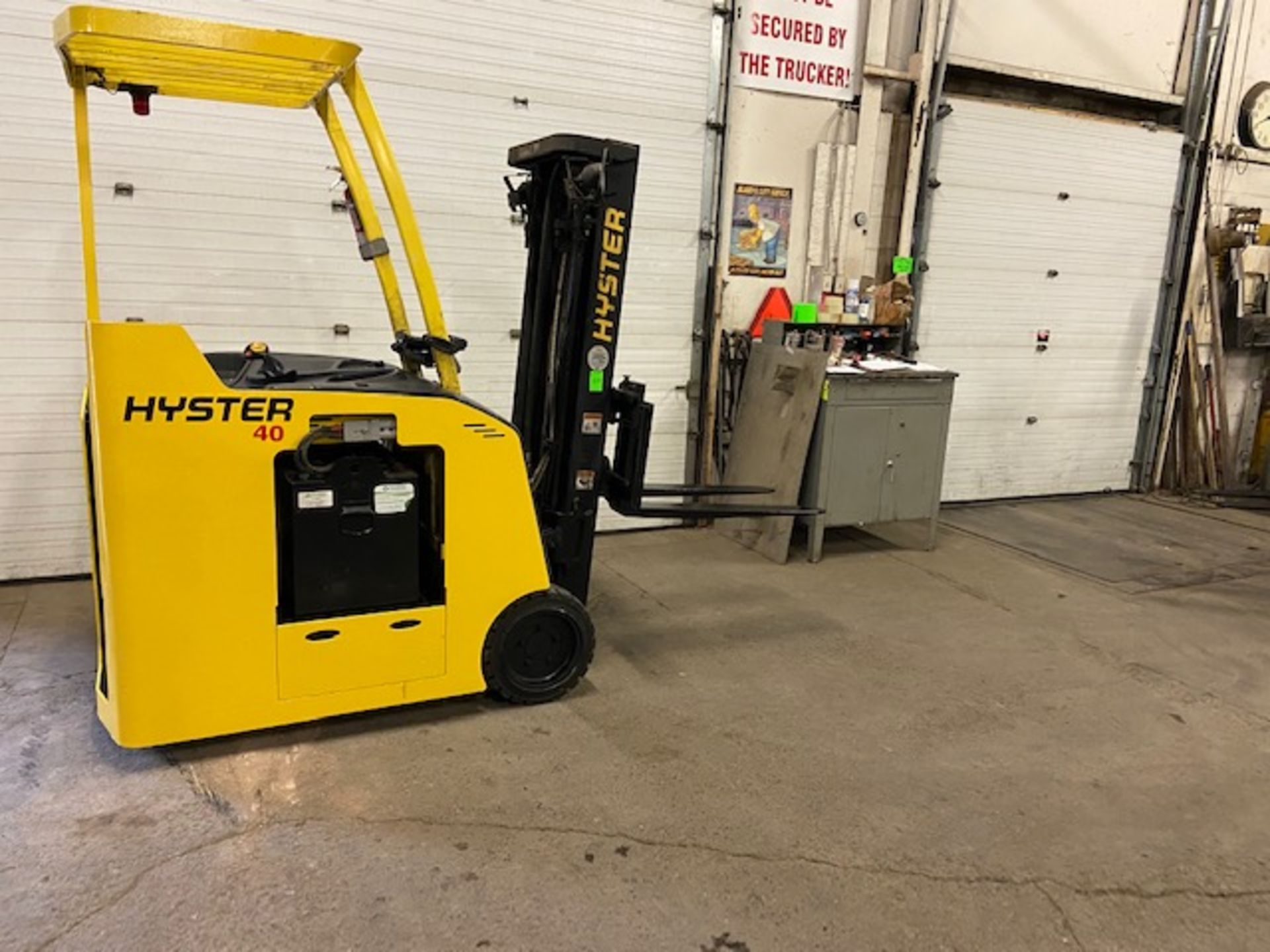 FREE CUSTOMS - Hyster 4000lbs Capacity Stand On Forklift Electric with sideshift CERTIFIED UNIT