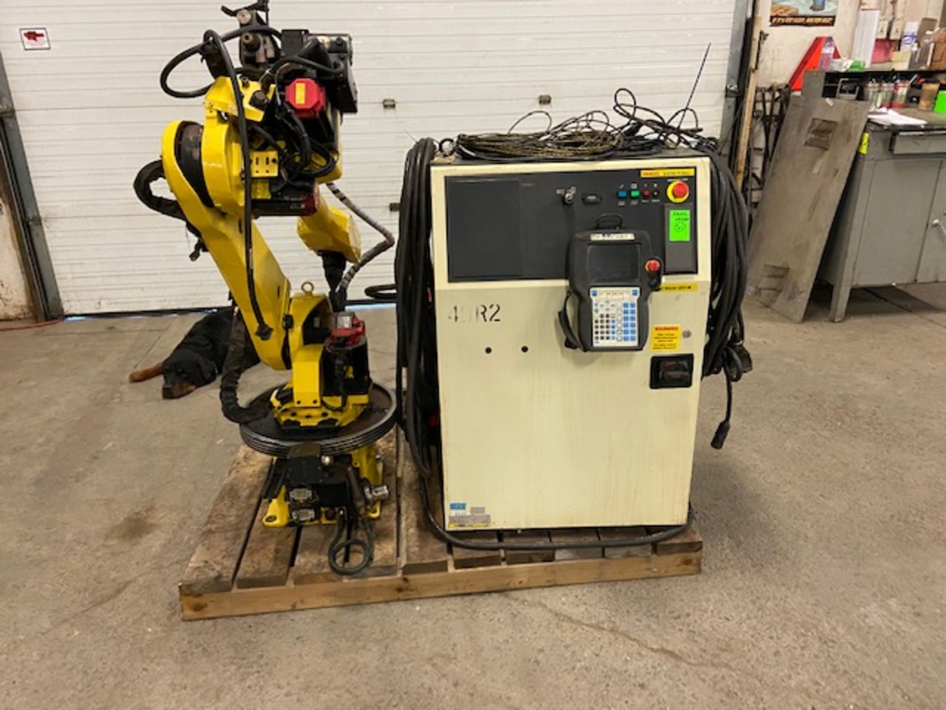 2008 Fanuc Arcmate 120iB / 10L Welding Robot with System FULLY TESTED with R30iA Controller, teach