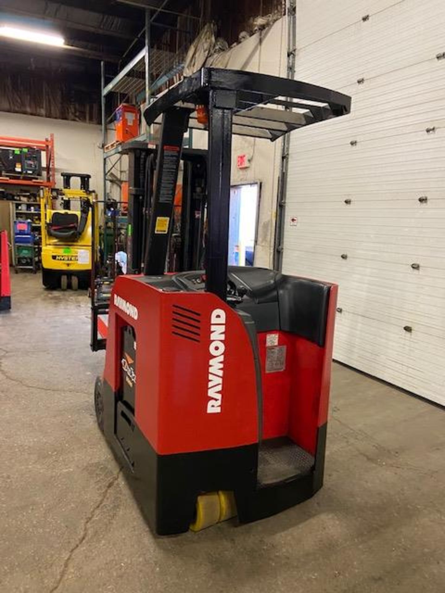 FREE CUSTOMS - 2014 Raymond 5000lbs Capacity Stand On Forklift Electric w 3-STAGE MAST sideshift - Image 3 of 3