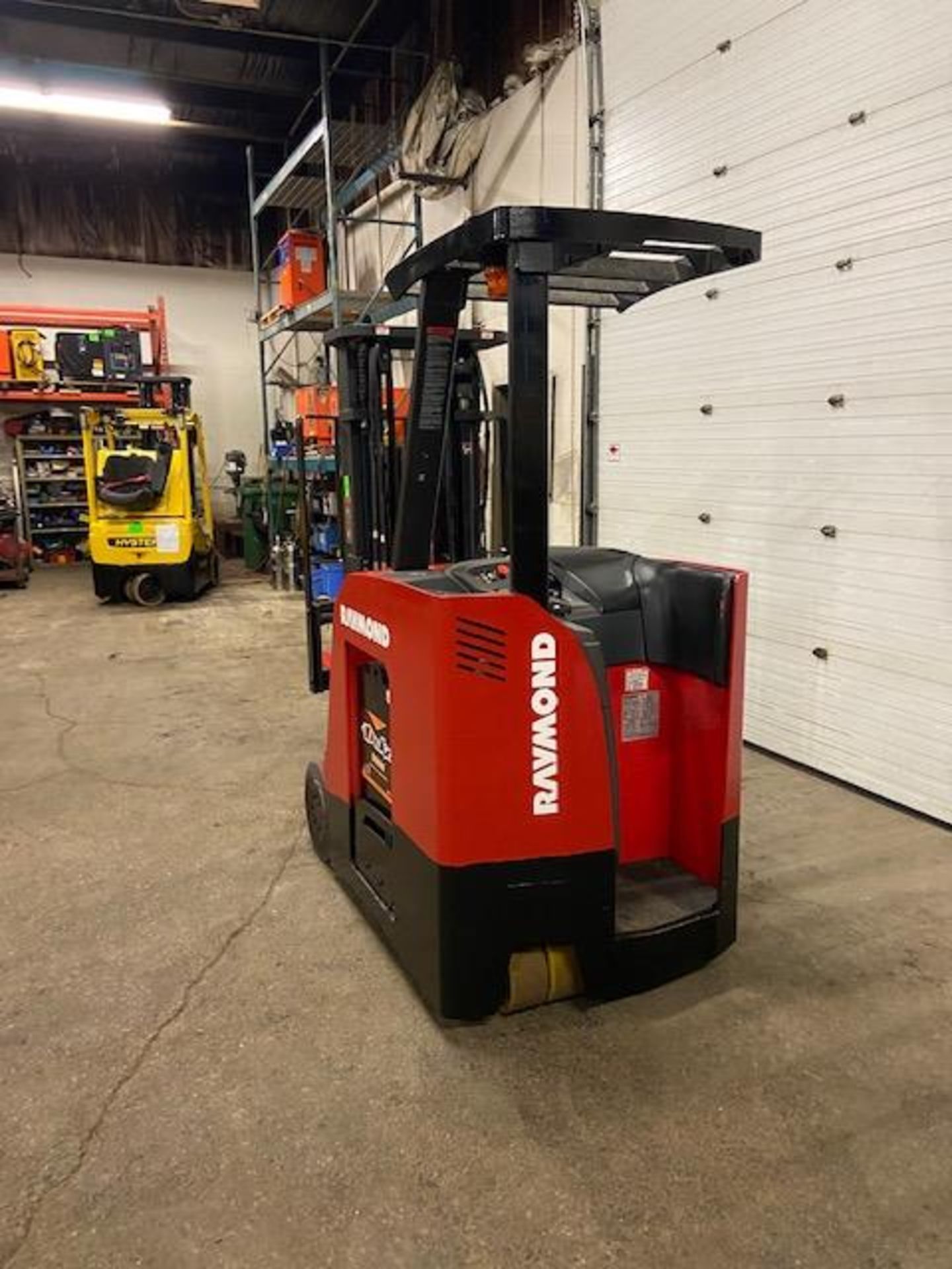 FREE CUSTOMS - 2014 Raymond 5000lbs Capacity Stand On Forklift Electric with 3-STAGE MAST sideshift - Image 3 of 3