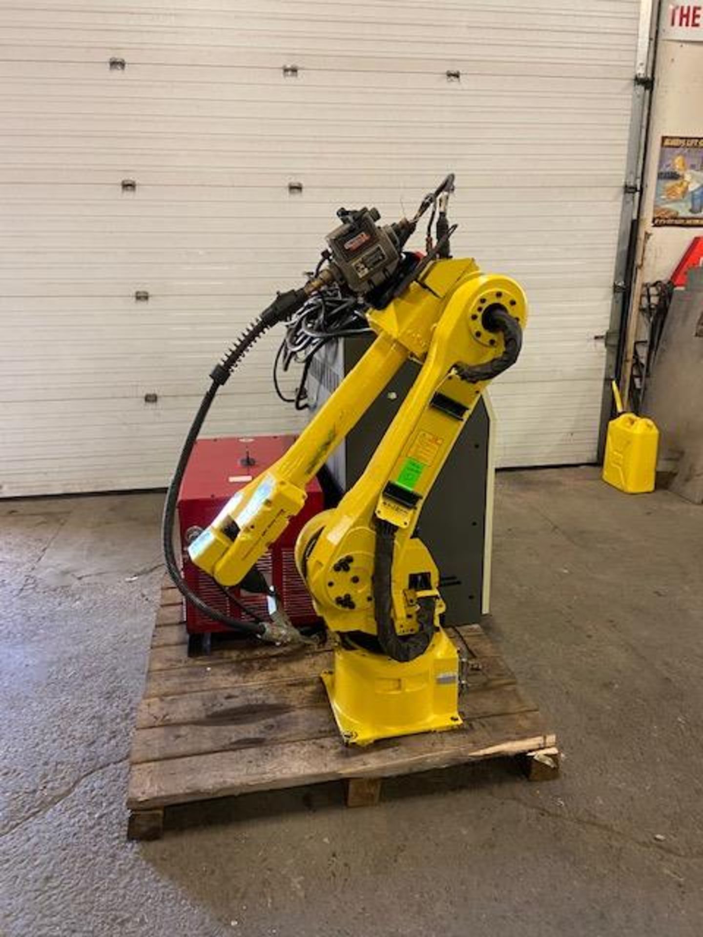 2008 Fanuc Arcmate 120iB / 10L Welding Robot with System FULLY TESTED with R30iA Controller, teach