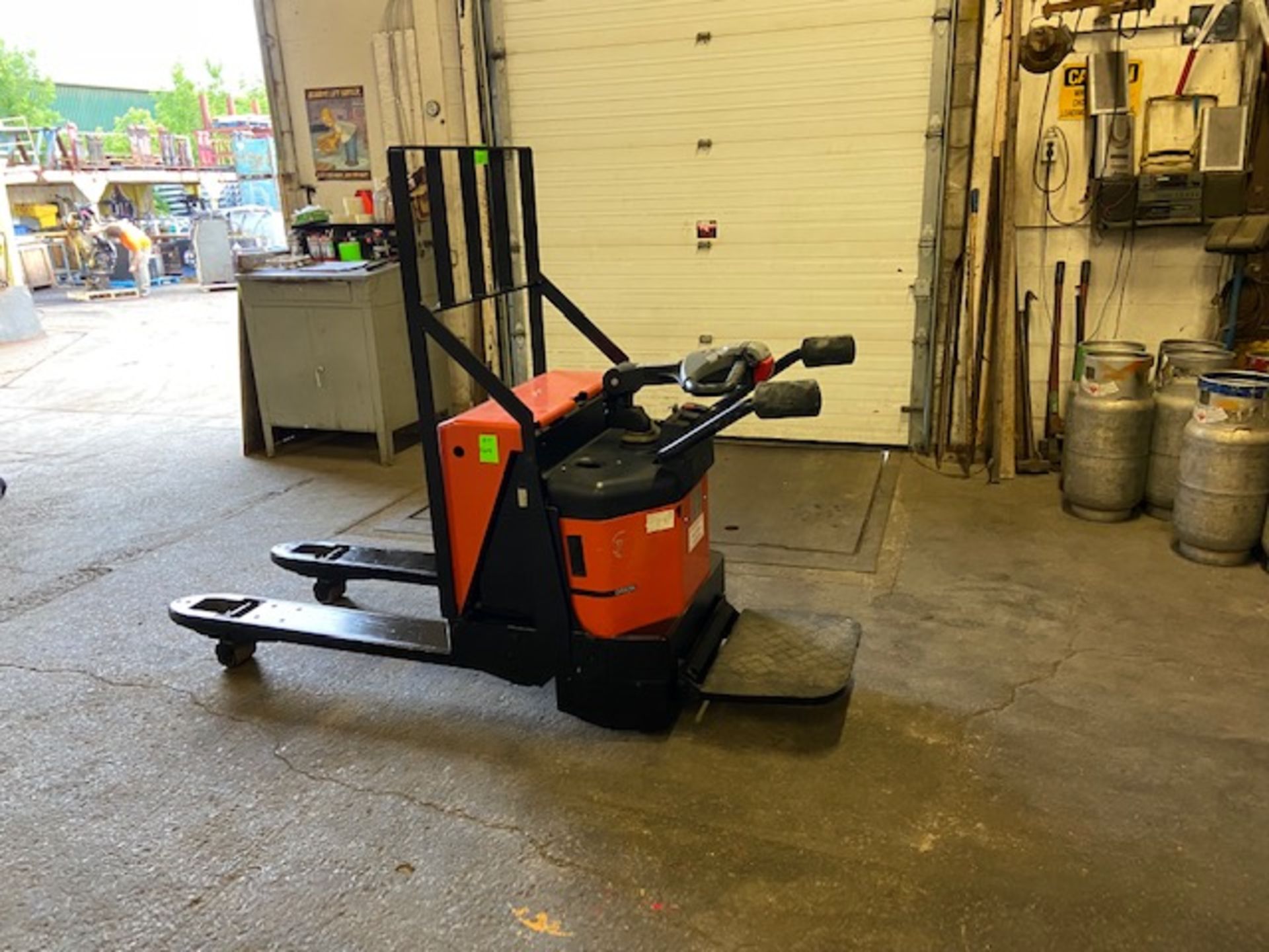 2006 BT Raymond Ride On Electric Powered Pallet Cart Walkie Lift 5000lbs capacity 48" with LOW