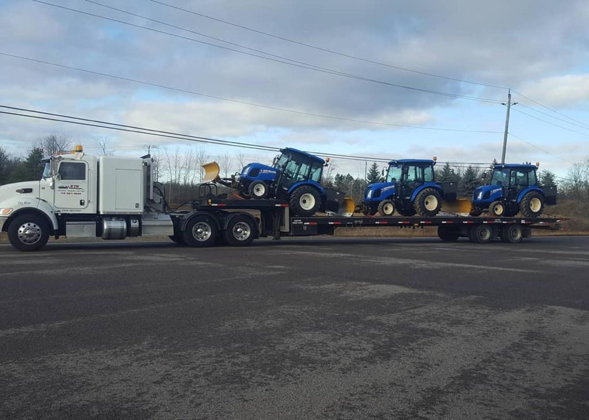 2016 Big Iron Landall Sliding Axle Trailer GROUND LEVEL LOADING Dock ramp with Aluminum wheels & LED - Image 10 of 10