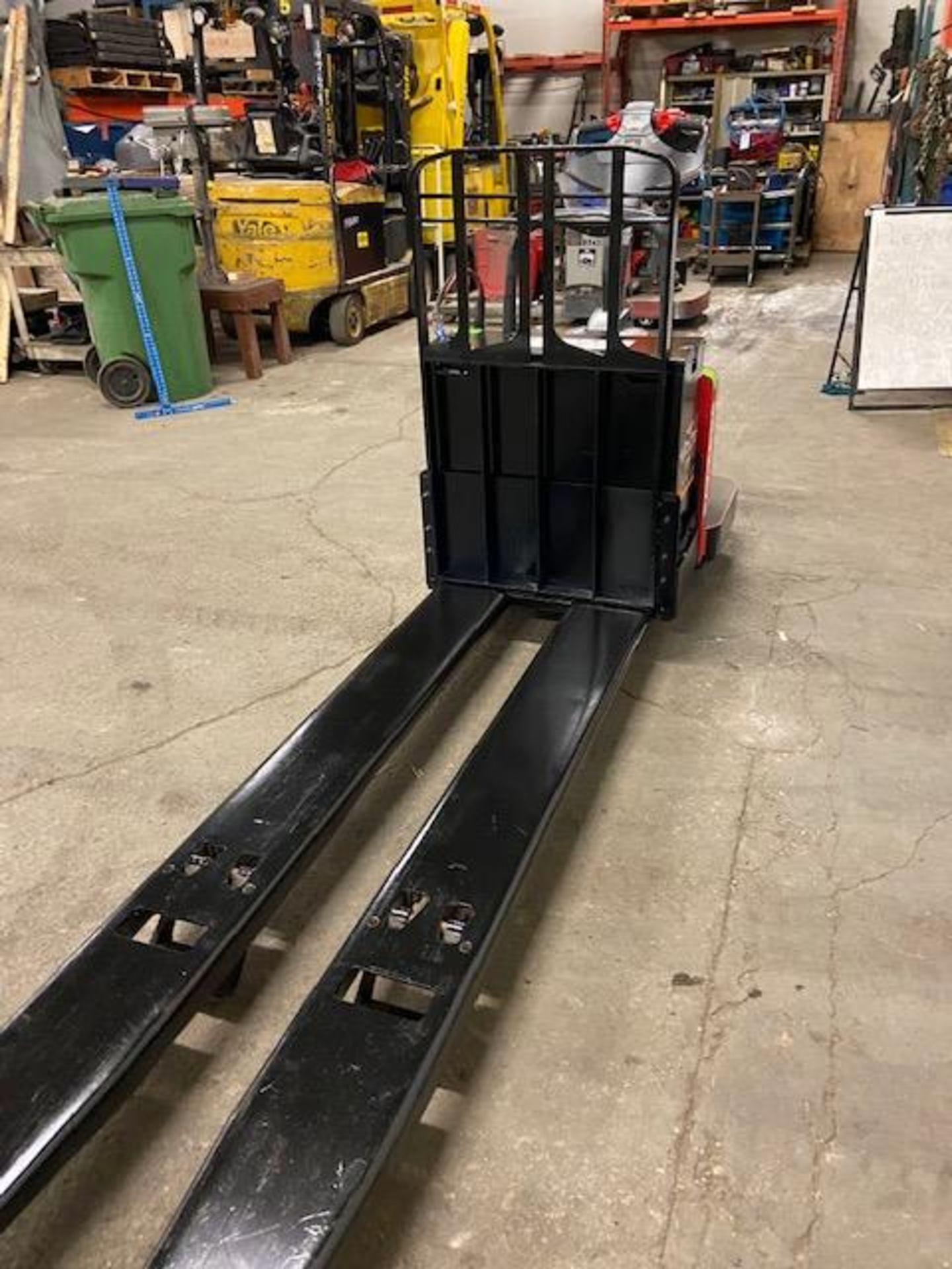 2012 Raymond Electric Ride on Powered Pallet Cart Lift 8000lbs capacity 8' Long LOW HOURS - Image 2 of 3