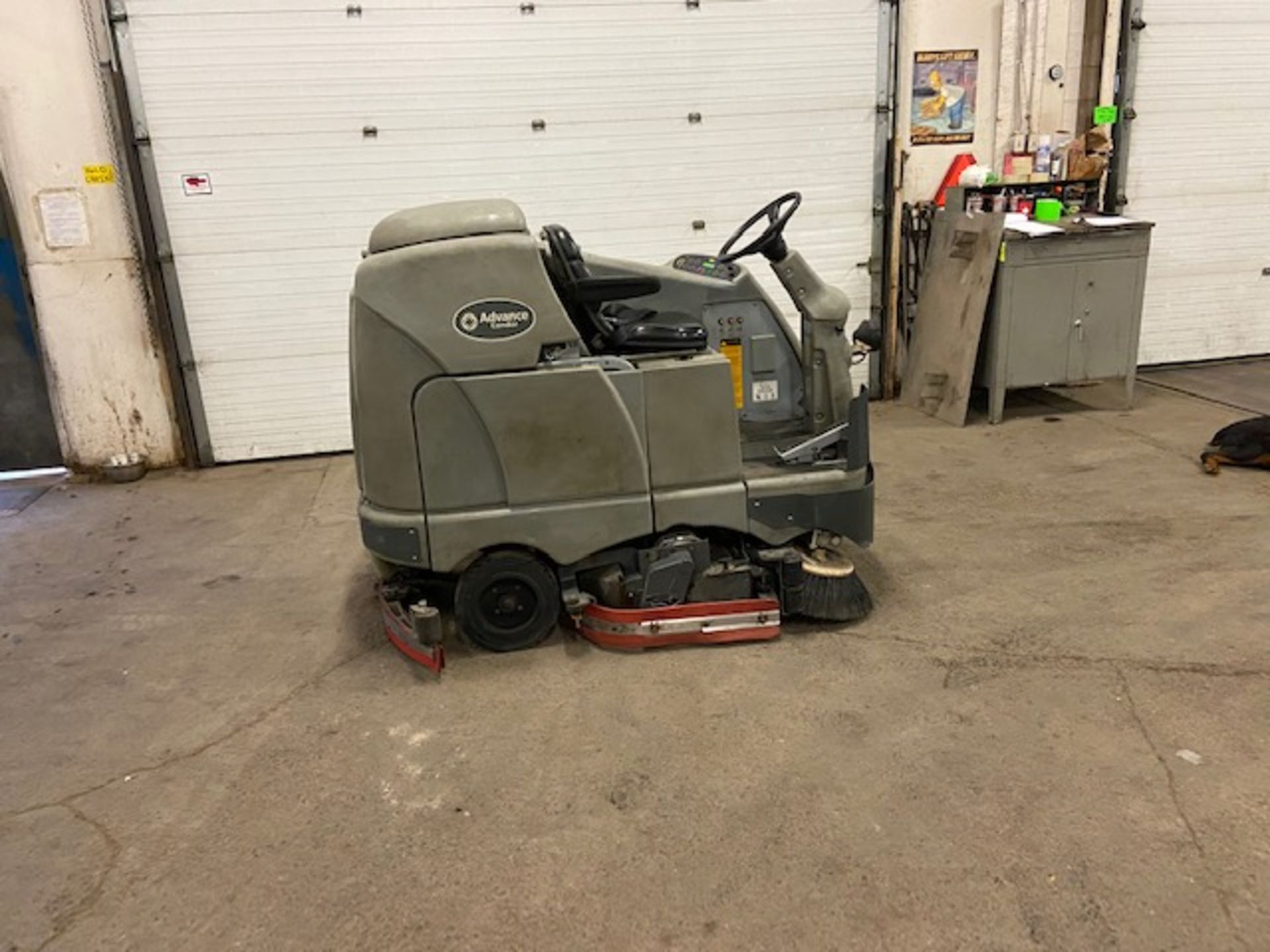 Nilfisk Adavance Condor Ride On Electric Sweeper Scrubber Unit - Image 3 of 4