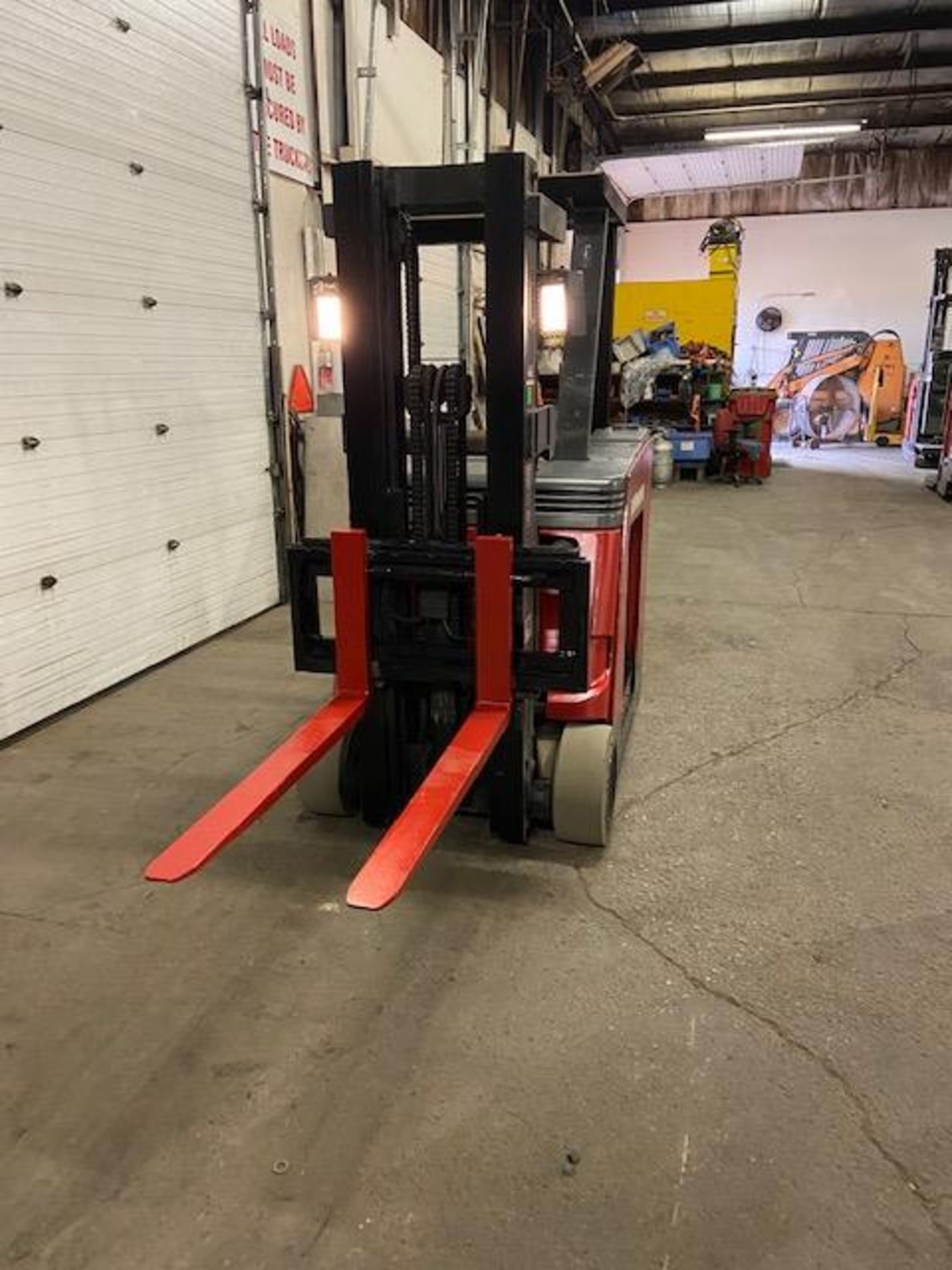 FREE CUSTOMS - Raymond 5000lbs Capacity Stand On Forklift Electric with 3-STAGE MAST with sideshift - Image 2 of 3