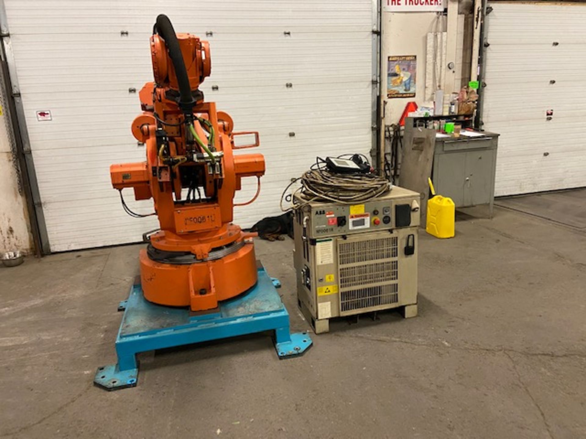 2004 ABB Robot IRB 2400 Welding Robot M2000 Control with Miller Deltaweld 452 450 Amp Mig Welder - Image 2 of 4