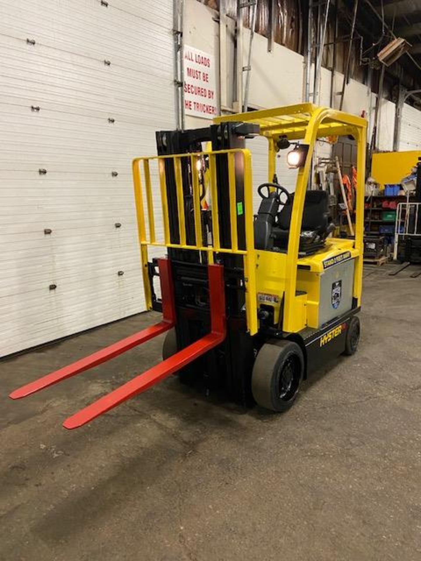 FREE CUSTOMS - 2013 Hyster 5000lbs Capacity Forklift Electric with 3-STAGE MAST sideshift MINT - Image 2 of 3