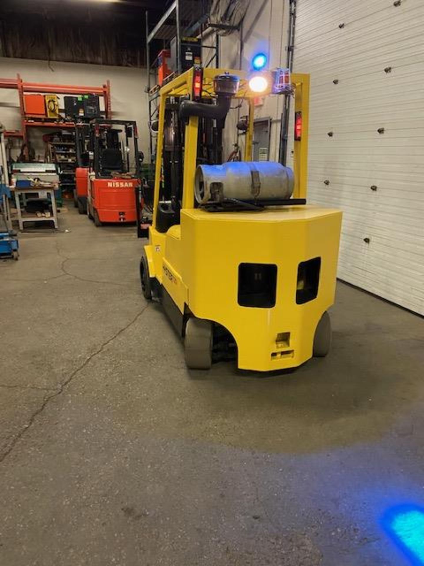 FREE CUSTOMS - Hyster 12,000lbs Capacity Forklift LPG (propane) with NEW 72" Forks and NEW - Image 3 of 3