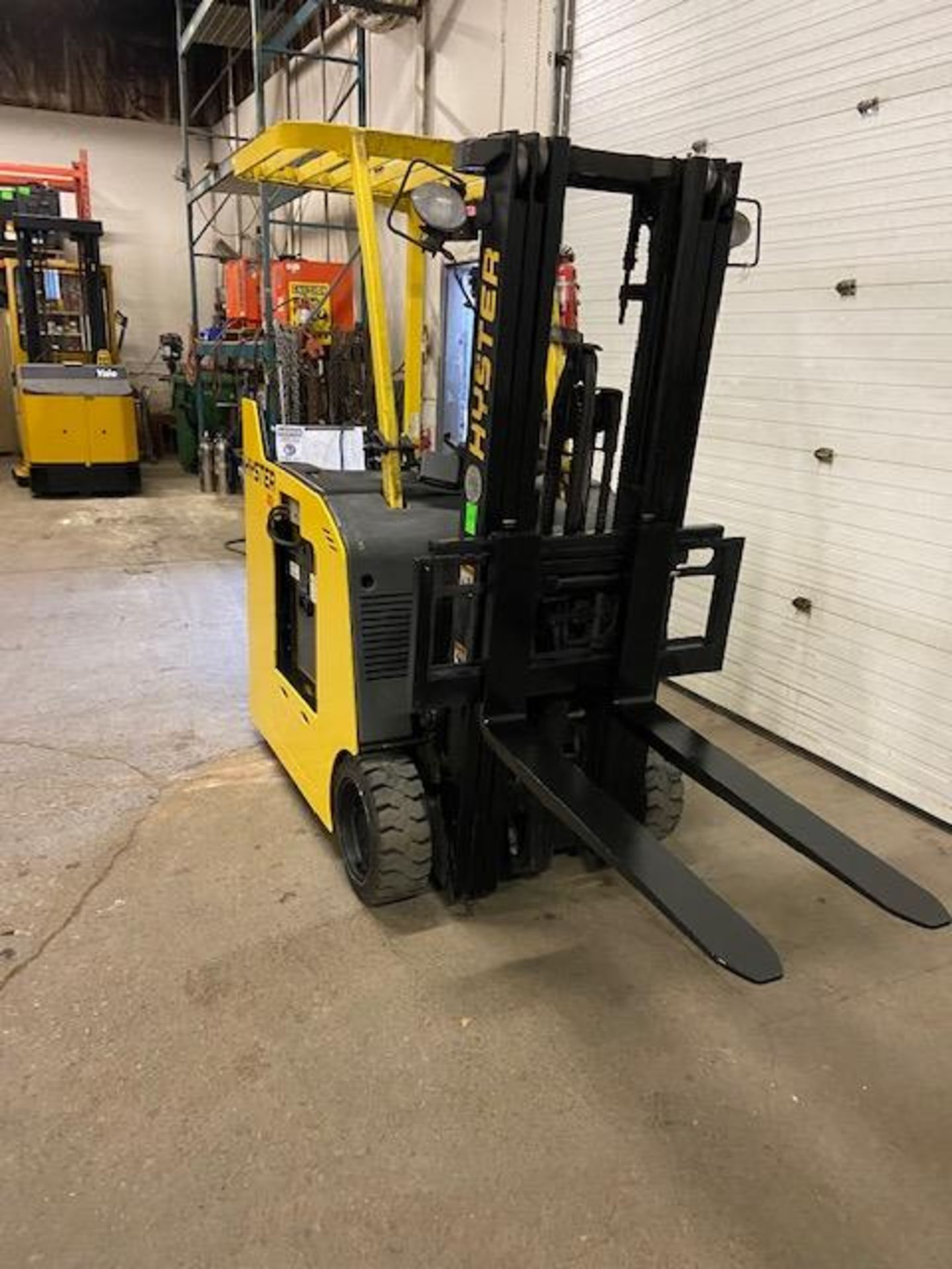 FREE CUSTOMS - Hyster 4000lbs Capacity Stand On Forklift Electric with sideshift CERTIFIED UNIT - Image 2 of 3