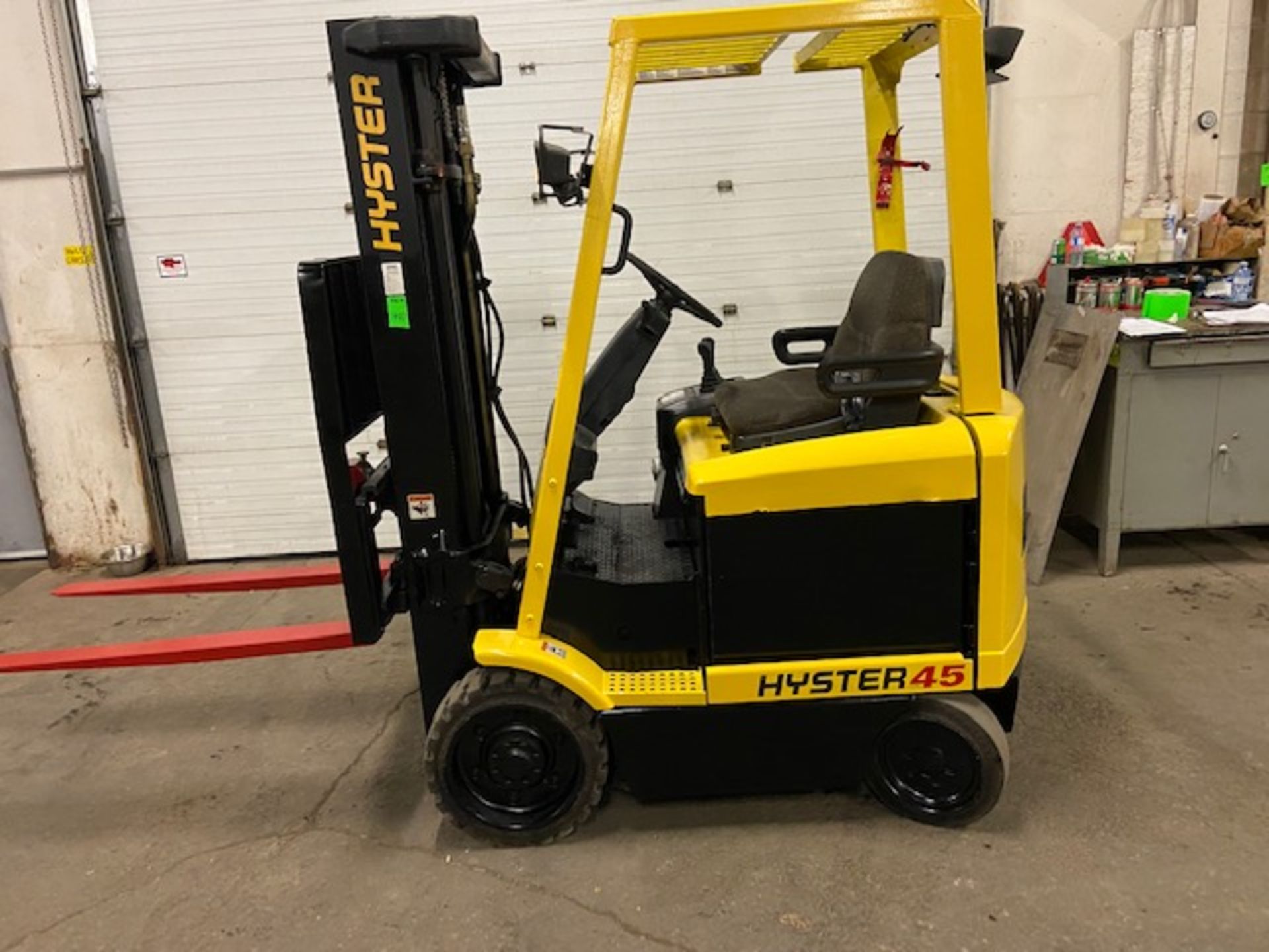 FREE CUSTOMS - Hyster 4500lbs Capacity Forklift Electric with 3-STAGE MAST with sideshift & LOW