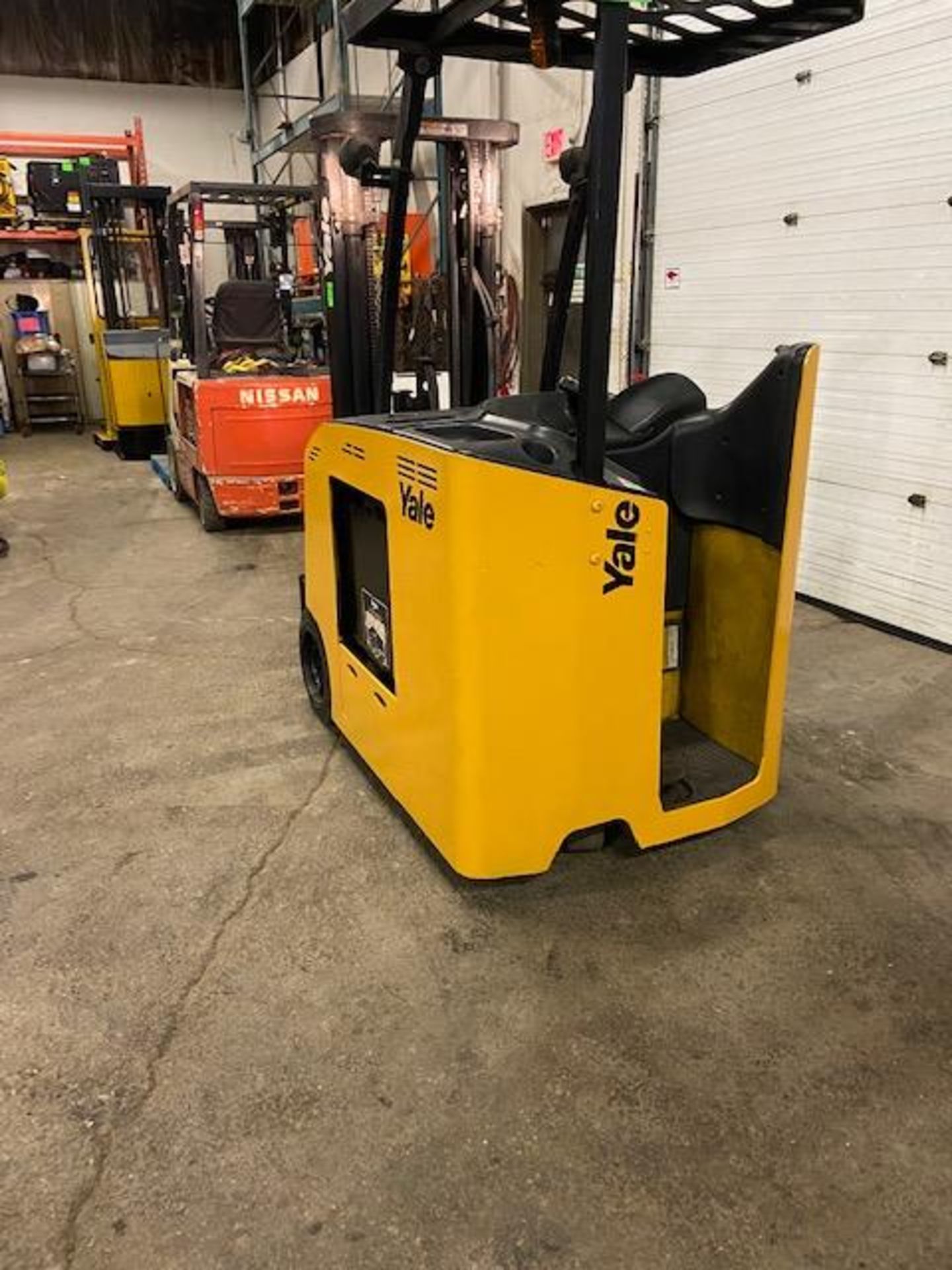 FREE CUSTOMS - Yale 4000lbs Capacity Stand On Forklift Electric with sideshift - Image 2 of 2