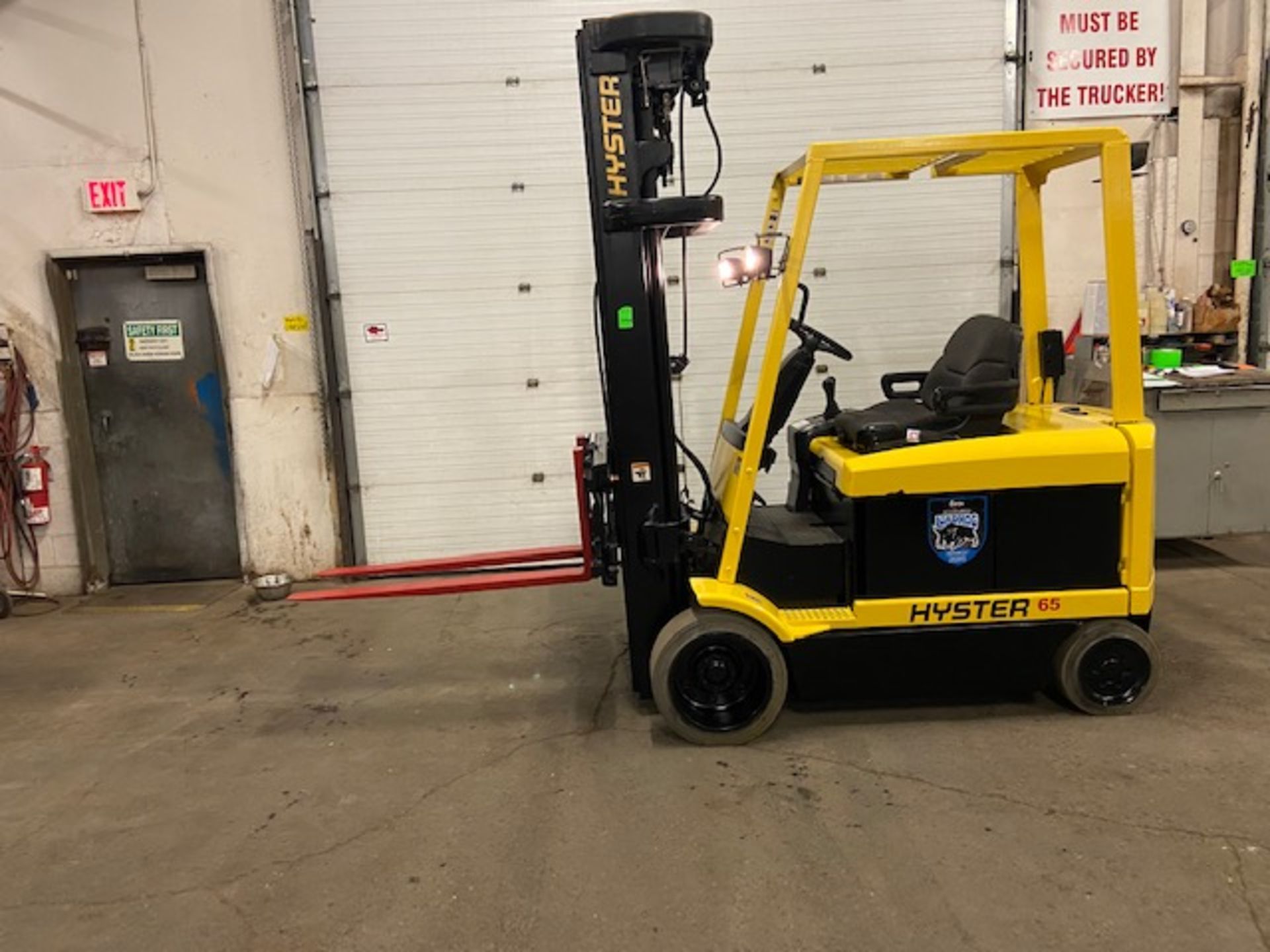 FREE CUSTOMS - Hyster 6500lbs Capacity Forklift Electric with sideshift and 4-STAGE mast with LOW