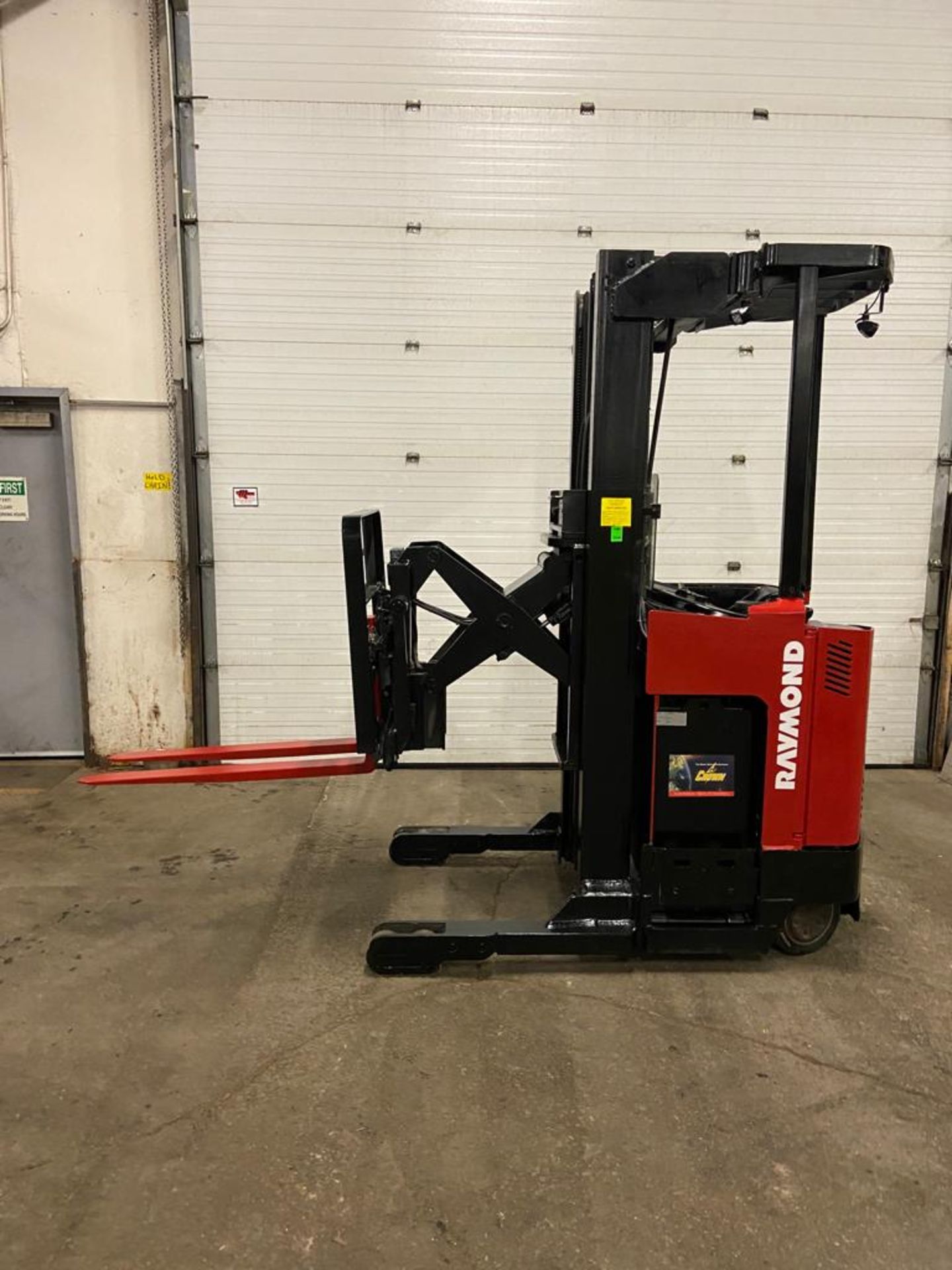 FREE CUSTOMS - Raymond Reach Truck Pallet Lifter REACH TRUCK electric 3000lbs with sideshift 3-stage