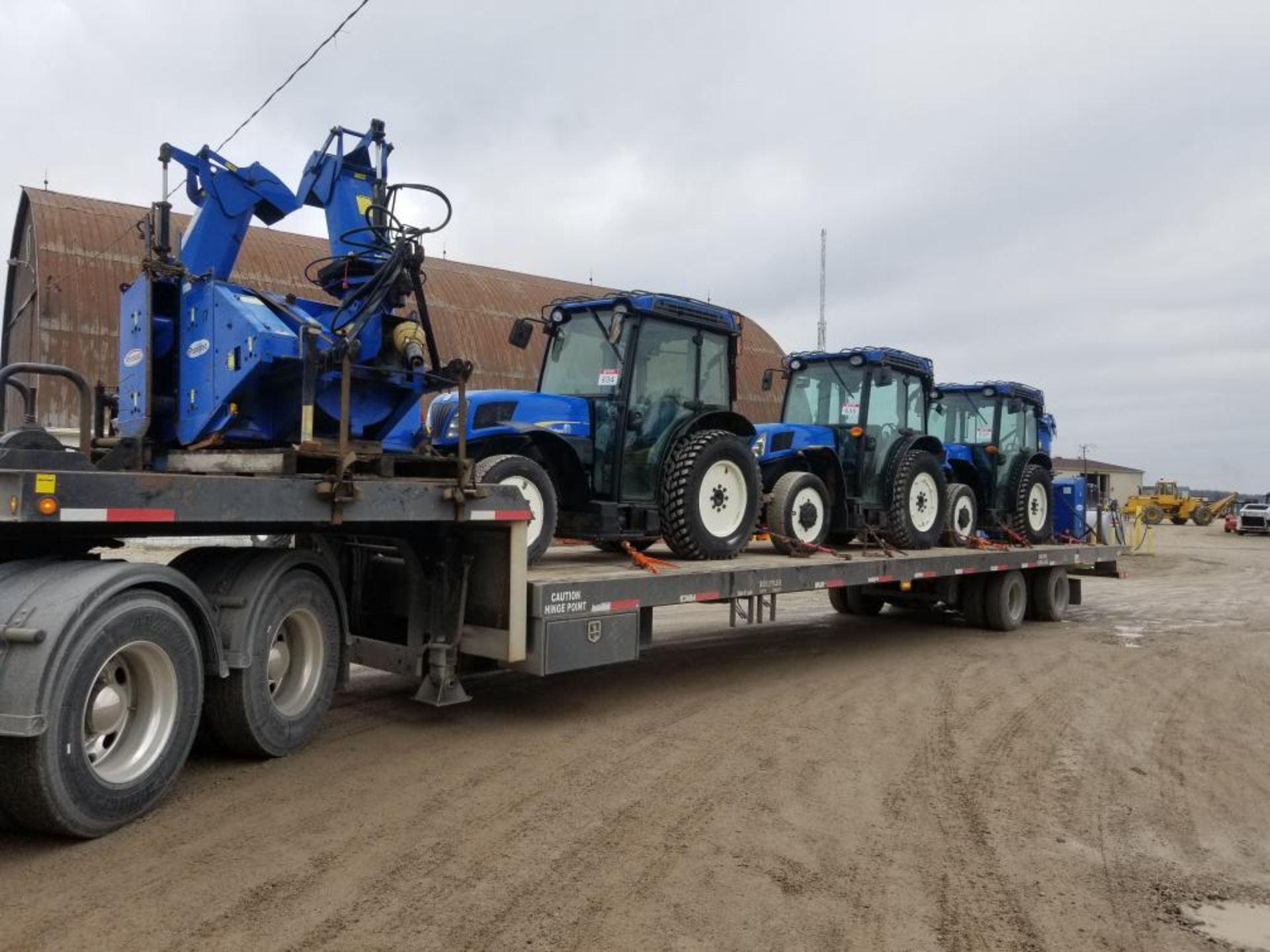 2016 Big Iron Landall Sliding Axle Trailer GROUND LEVEL LOADING Dock ramp with Aluminum wheels & LED - Image 9 of 10