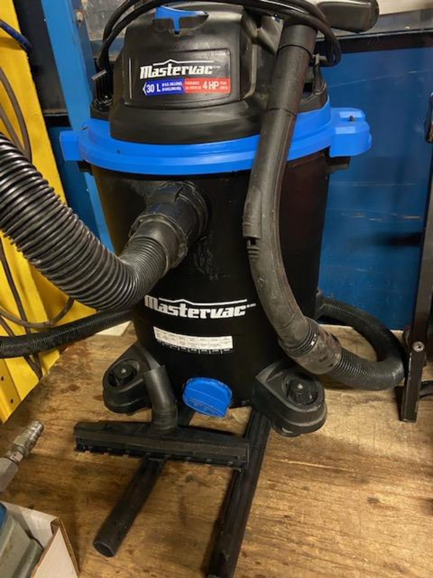 Mastervac 30L 4HP Shop Vacuum Unit