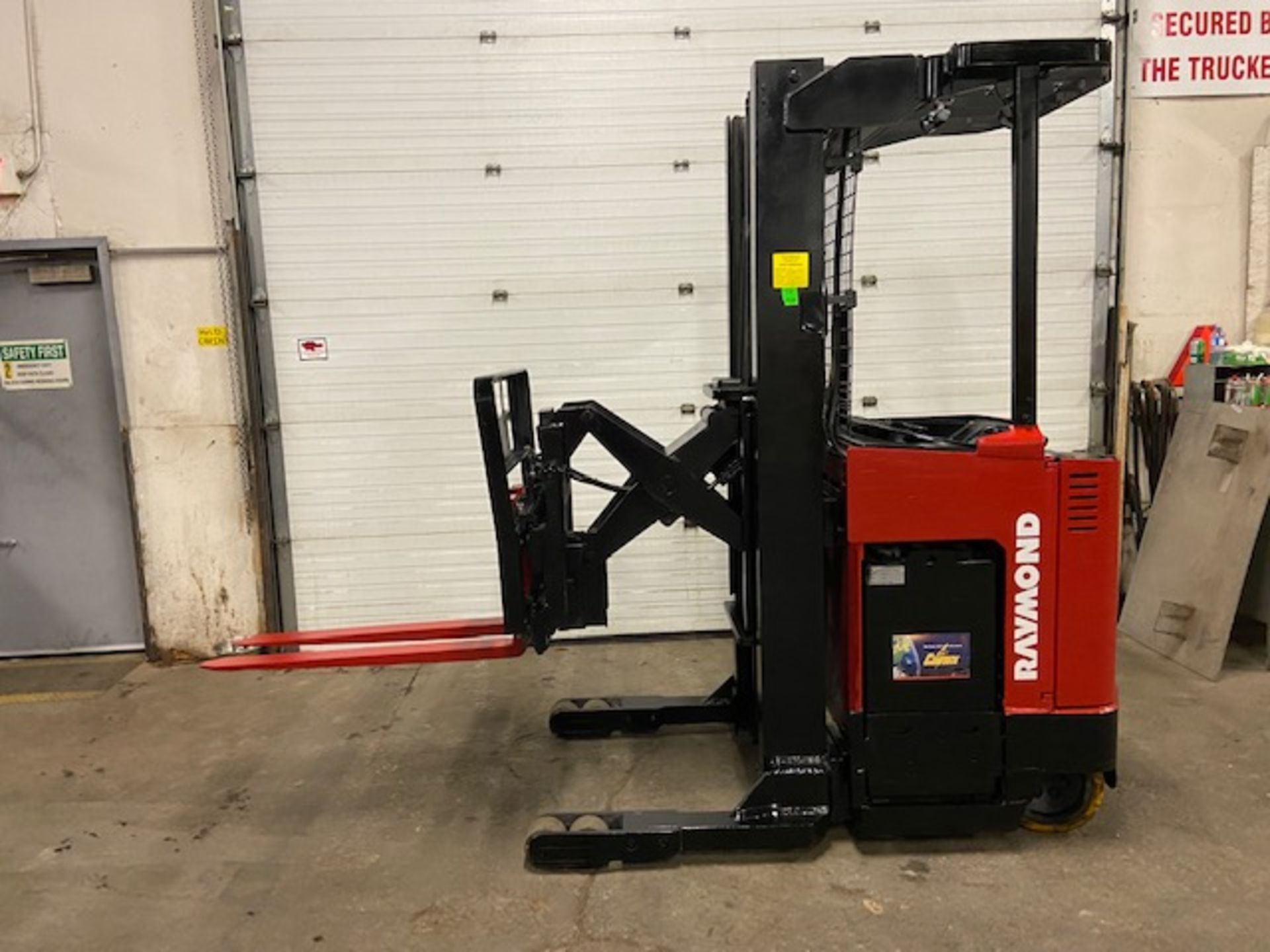 FREE CUSTOMS - Raymond Reach Truck Pallet Lifter REACH TRUCK electric 4000lbs with sideshift 3-stage