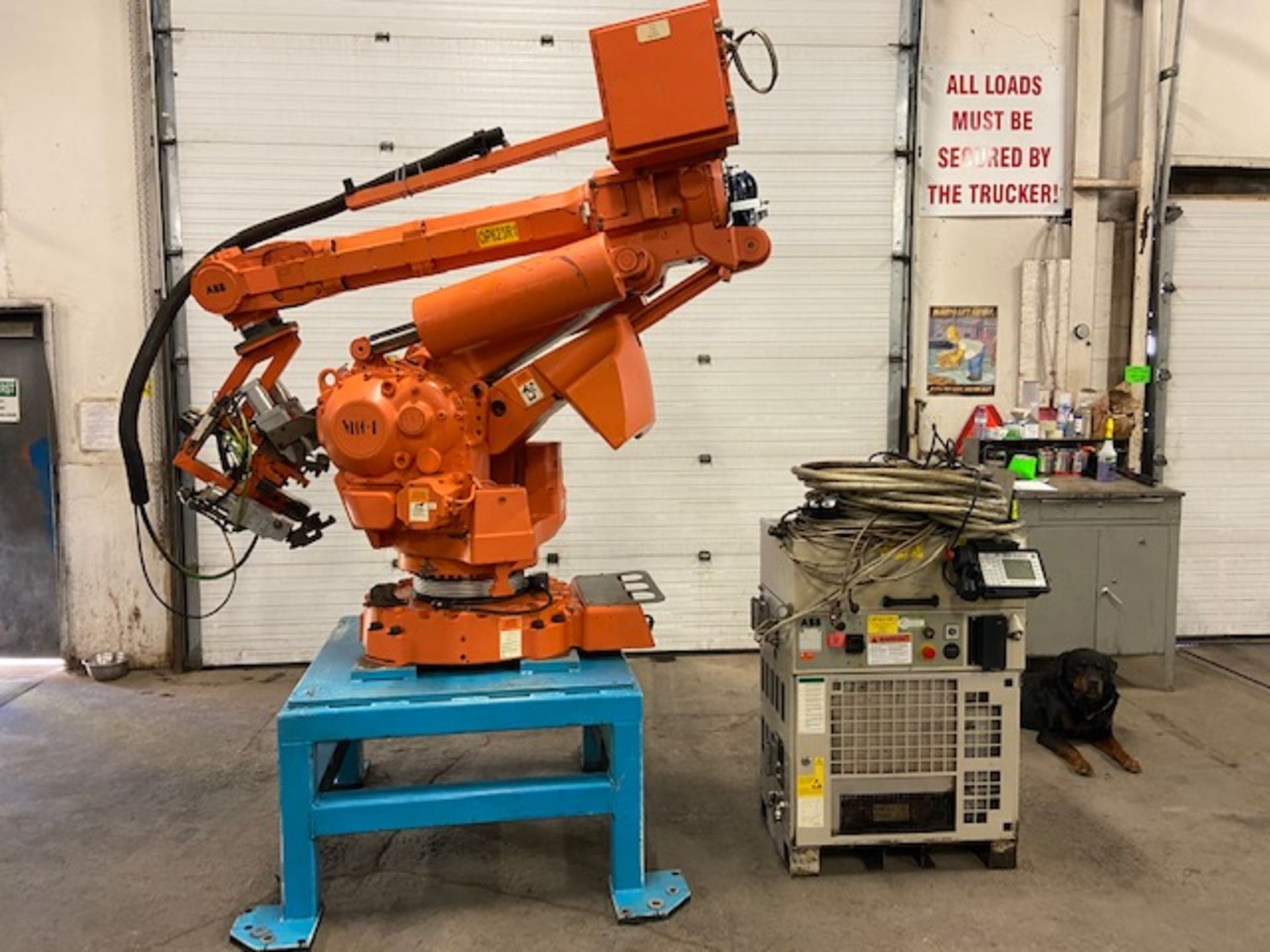 2008 ABB IRB 6400R Robotic Material Handler Package w/ Controller and end of arm tooling