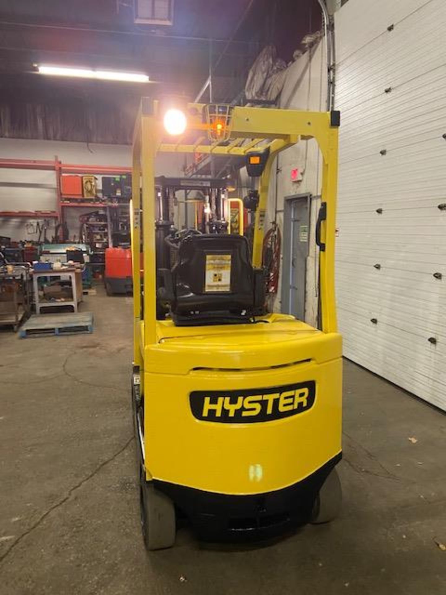 FREE CUSTOMS - 2011 Hyster 5000lbs Capacity Forklift Electric with 3-STAGE MAST sideshift MINT - Image 3 of 3