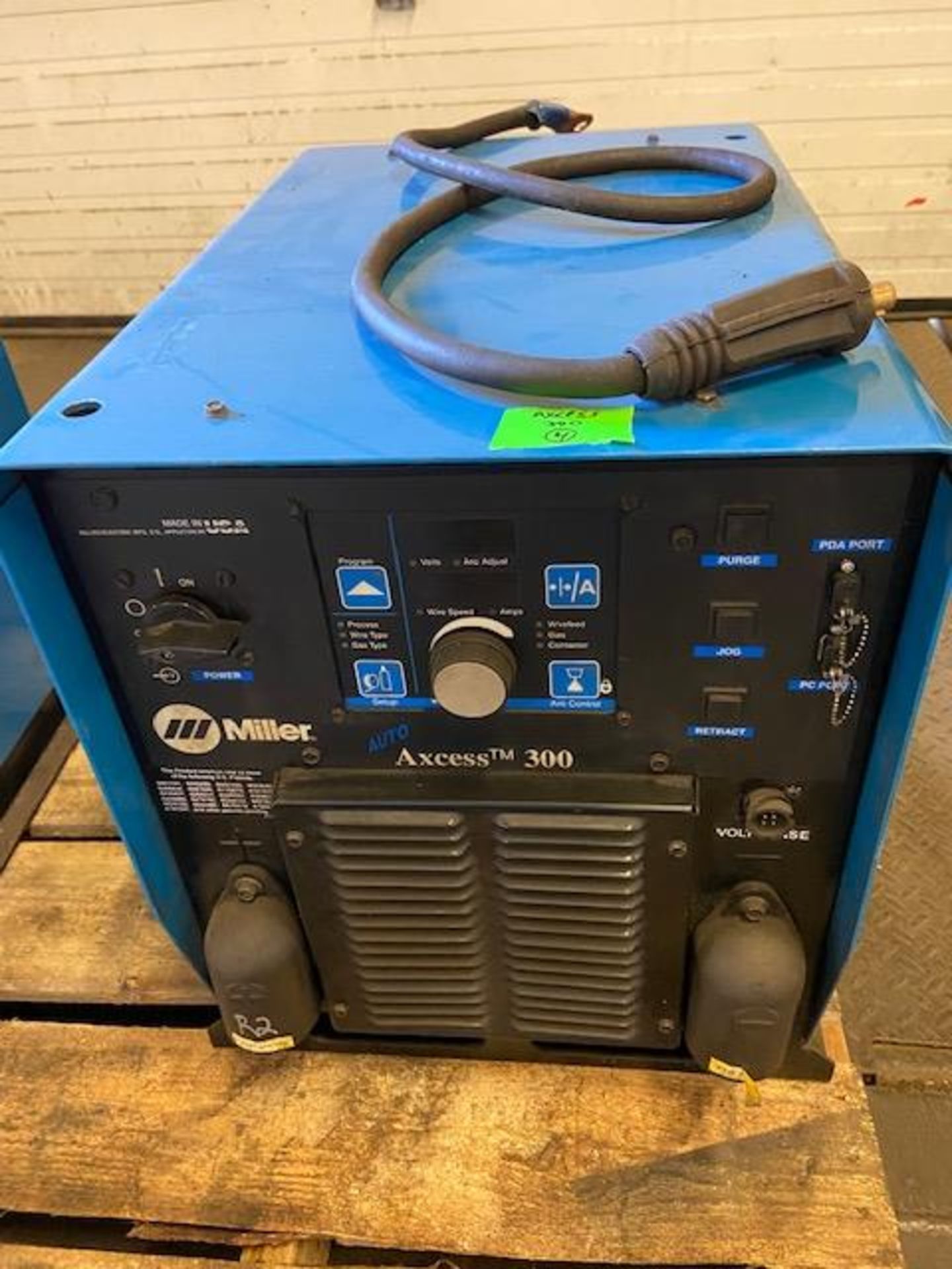 Miller Axcess 300 Welder Power Source Unit 230/400/460/575V