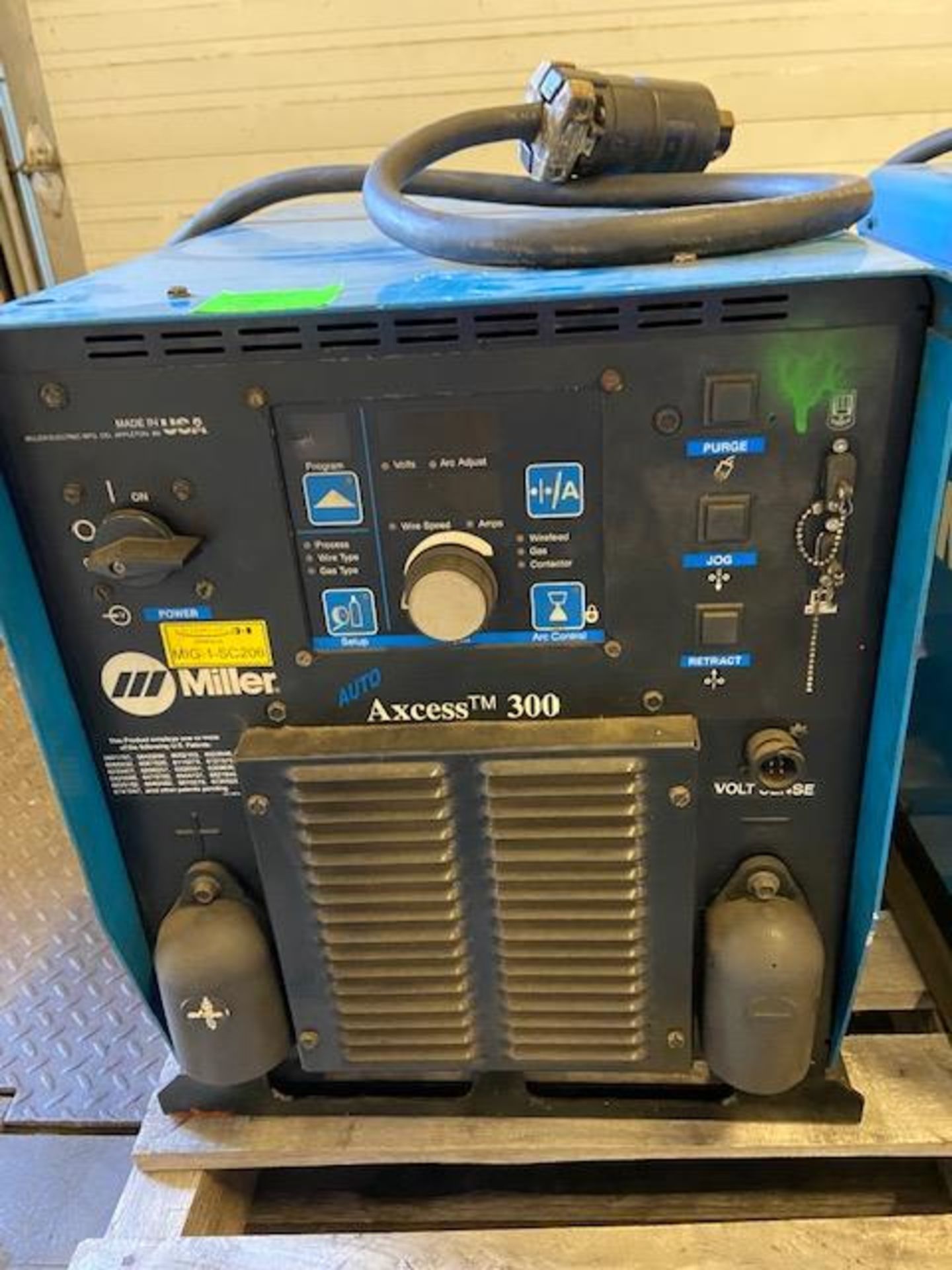 Miller Axcess 300 Welder Power Source Unit 230/400/460/575V