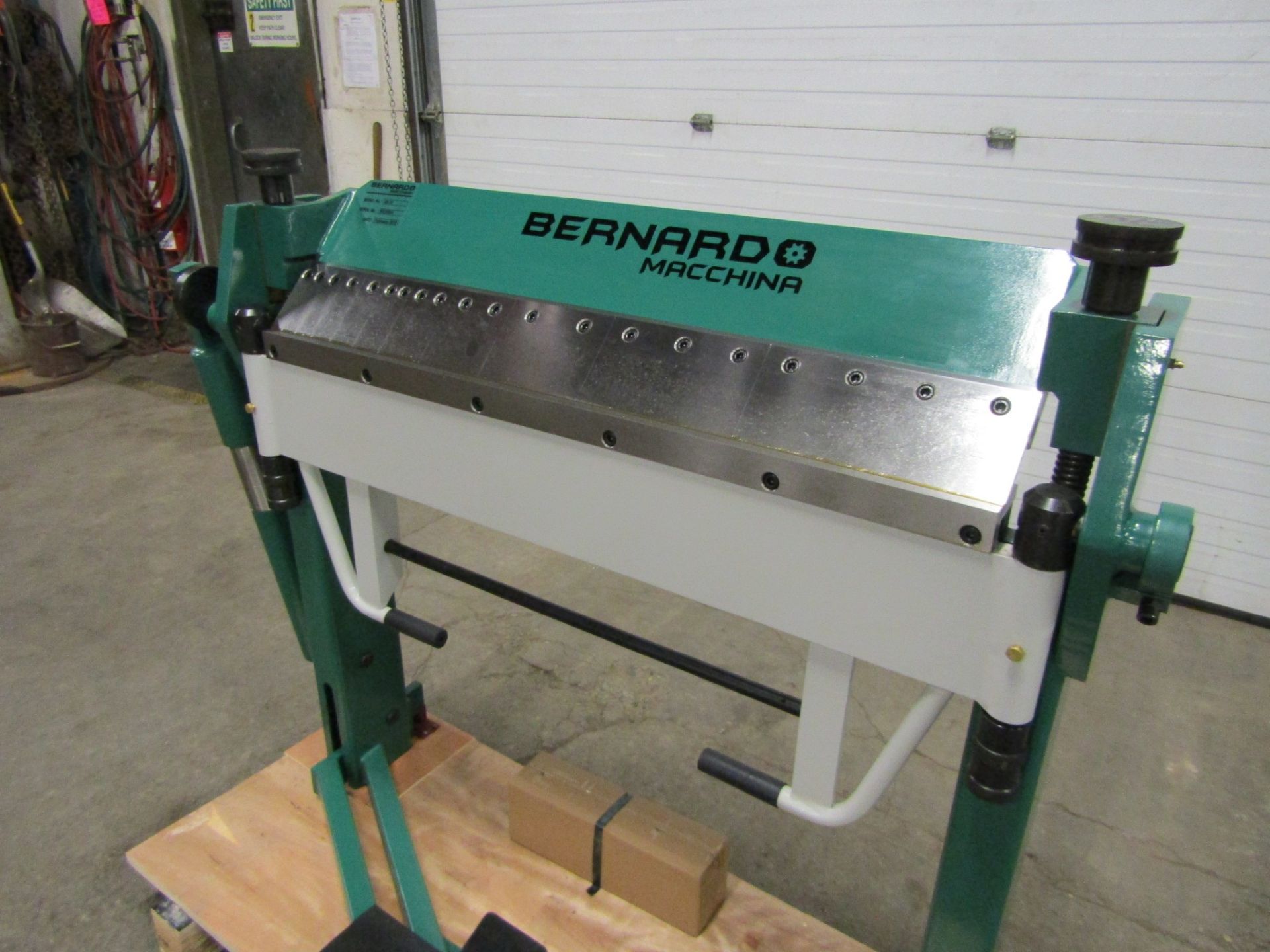 Bernardo Box & Pan / Hand Brake - 40" capacity working width & 2.5mm capacity plate thickness MINT