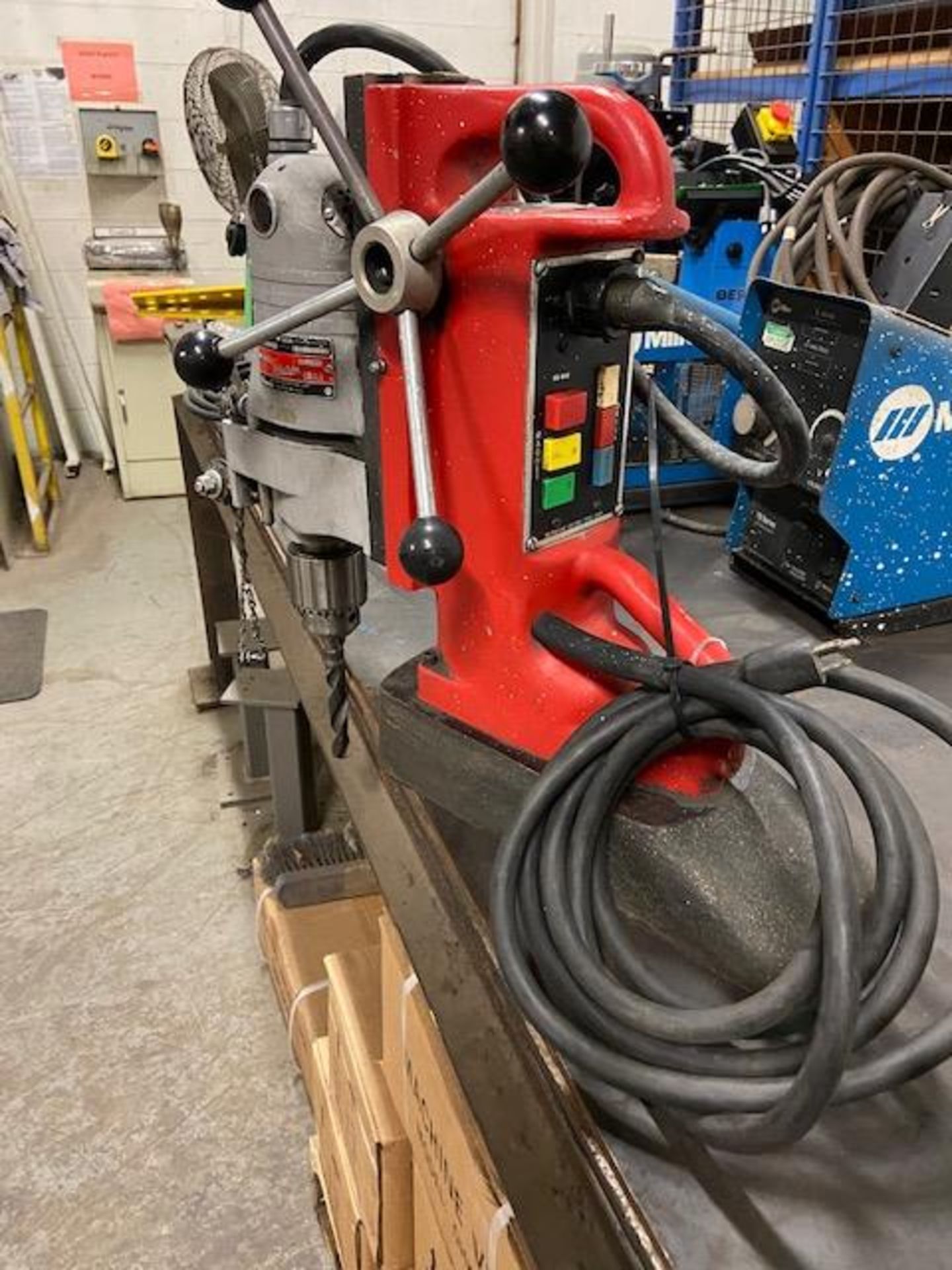 Milwaukee Mag Drill Unit - Heavy duty magnetic base - Image 3 of 4