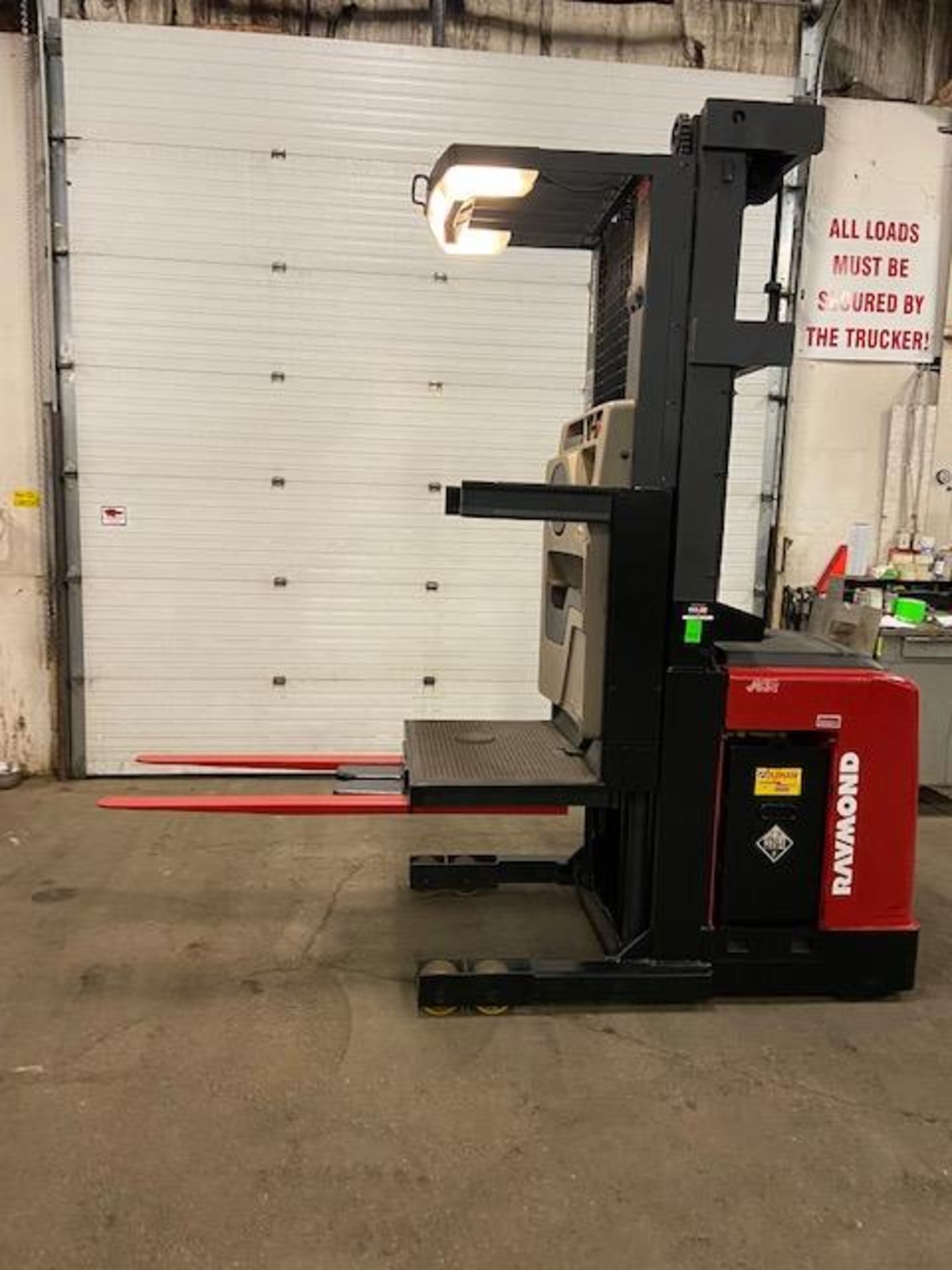 FREE CUSTOMS - 2008 Raymond Order Picker Electric 3-stage Mast Powered Pallet Cart Lifter with LOW