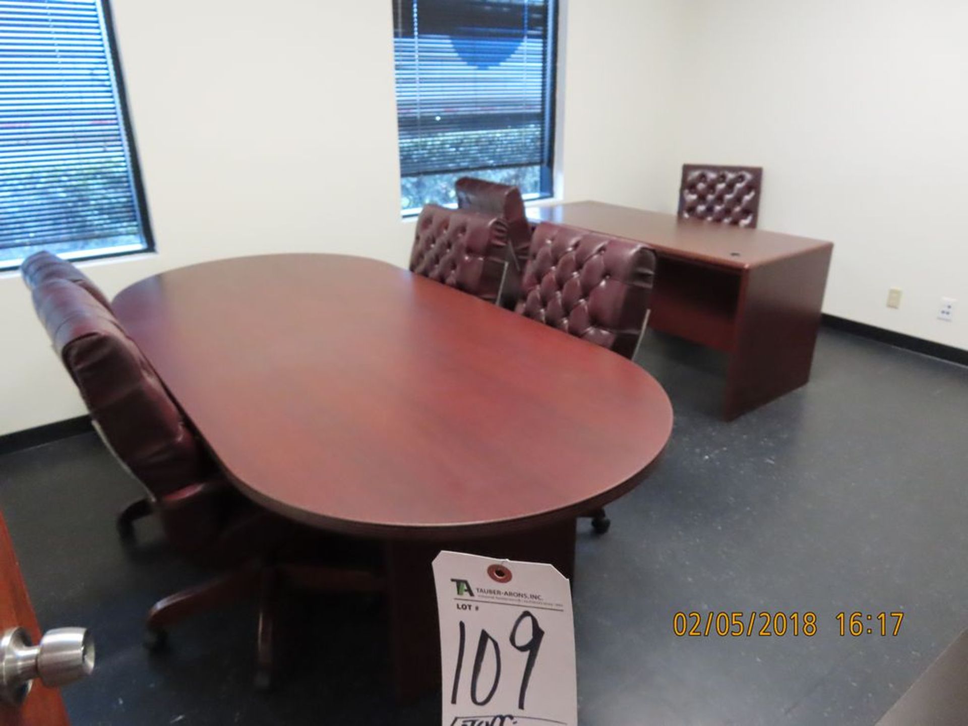 (Lot) Office Furniture Conference Table, Desk & Chairs