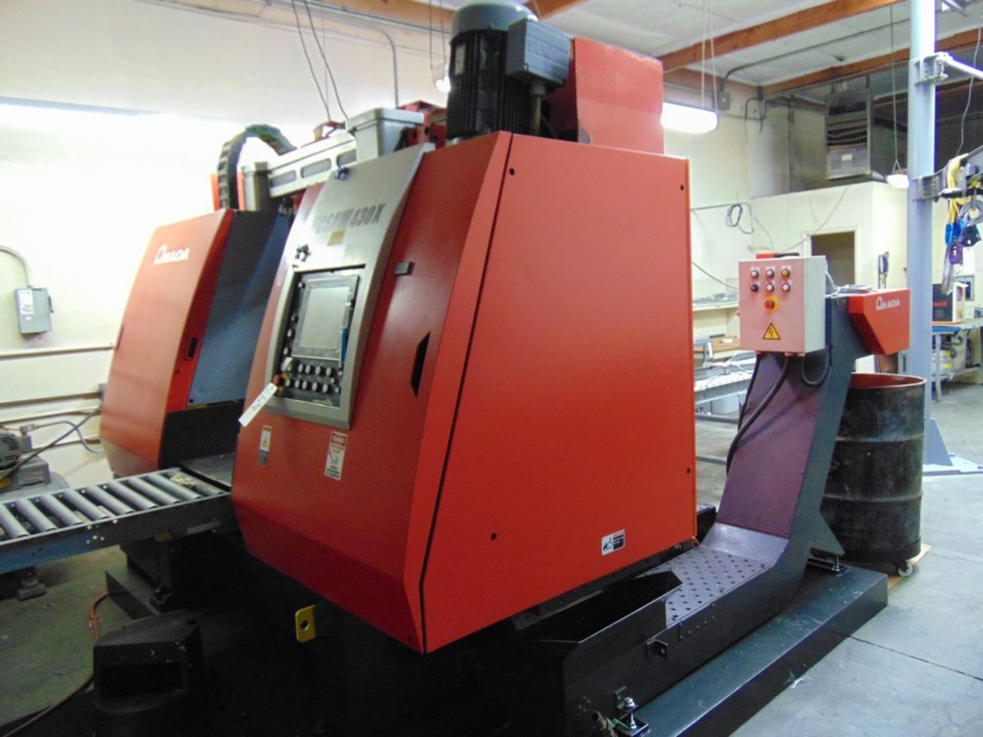 (2008) Amada mod. PCSAW430X, Horizontal Band Saw w/ Amada Chip Removal w/ Infeed & Outfeed Roller - Image 2 of 8