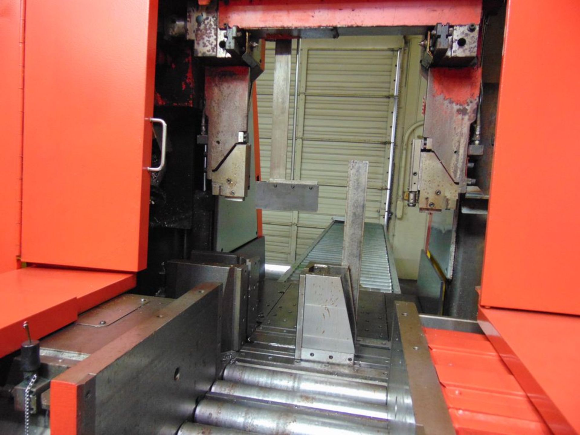 (2008) Amada mod. PCSAW430X, Horizontal Band Saw w/ Amada Chip Removal w/ Infeed & Outfeed Roller - Image 6 of 8