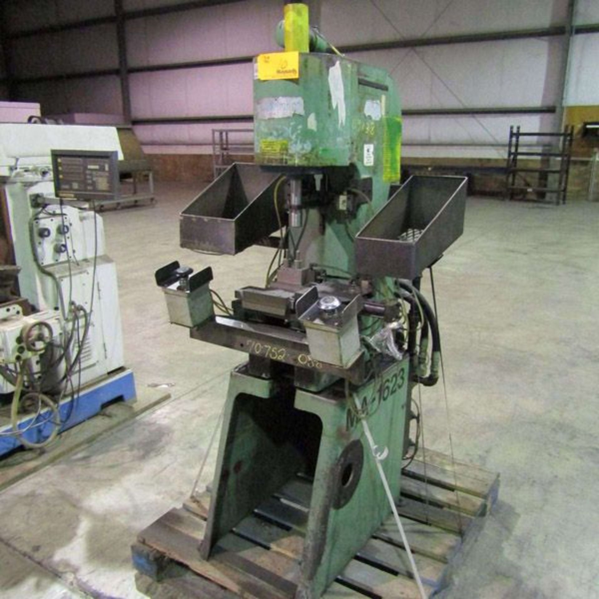 Air Hydraulics Air Over Oil C Frame Press 5.5 Ton x 14'' x 8''. LOADING FEE FOR THIS LOT: $200 - Image 2 of 7