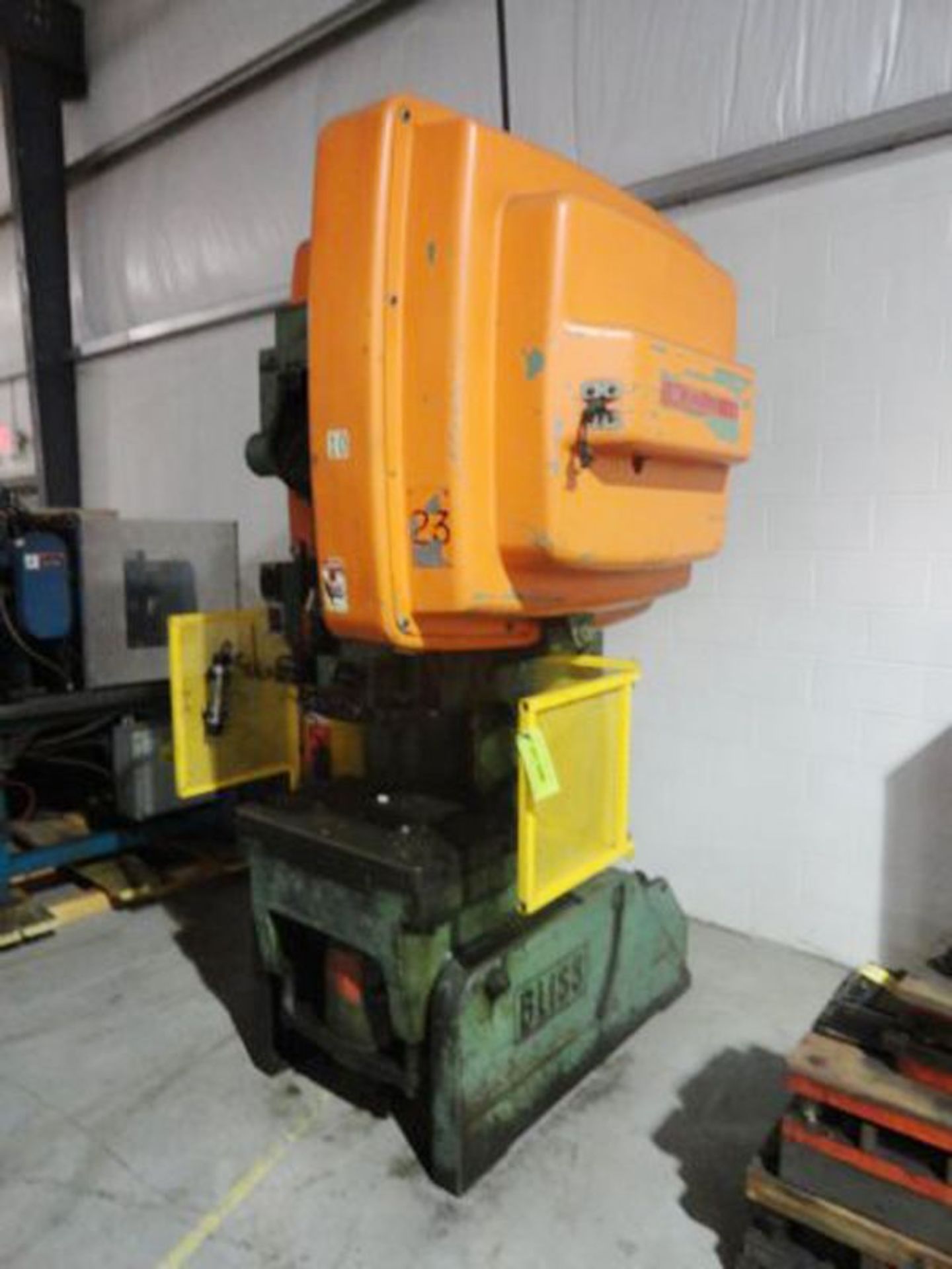 Bliss OBI Punch Press 45 Ton x 29 1/2'' x 19 1/2'. LOADING FEE FOR THIS LOT: $350 - Image 2 of 10