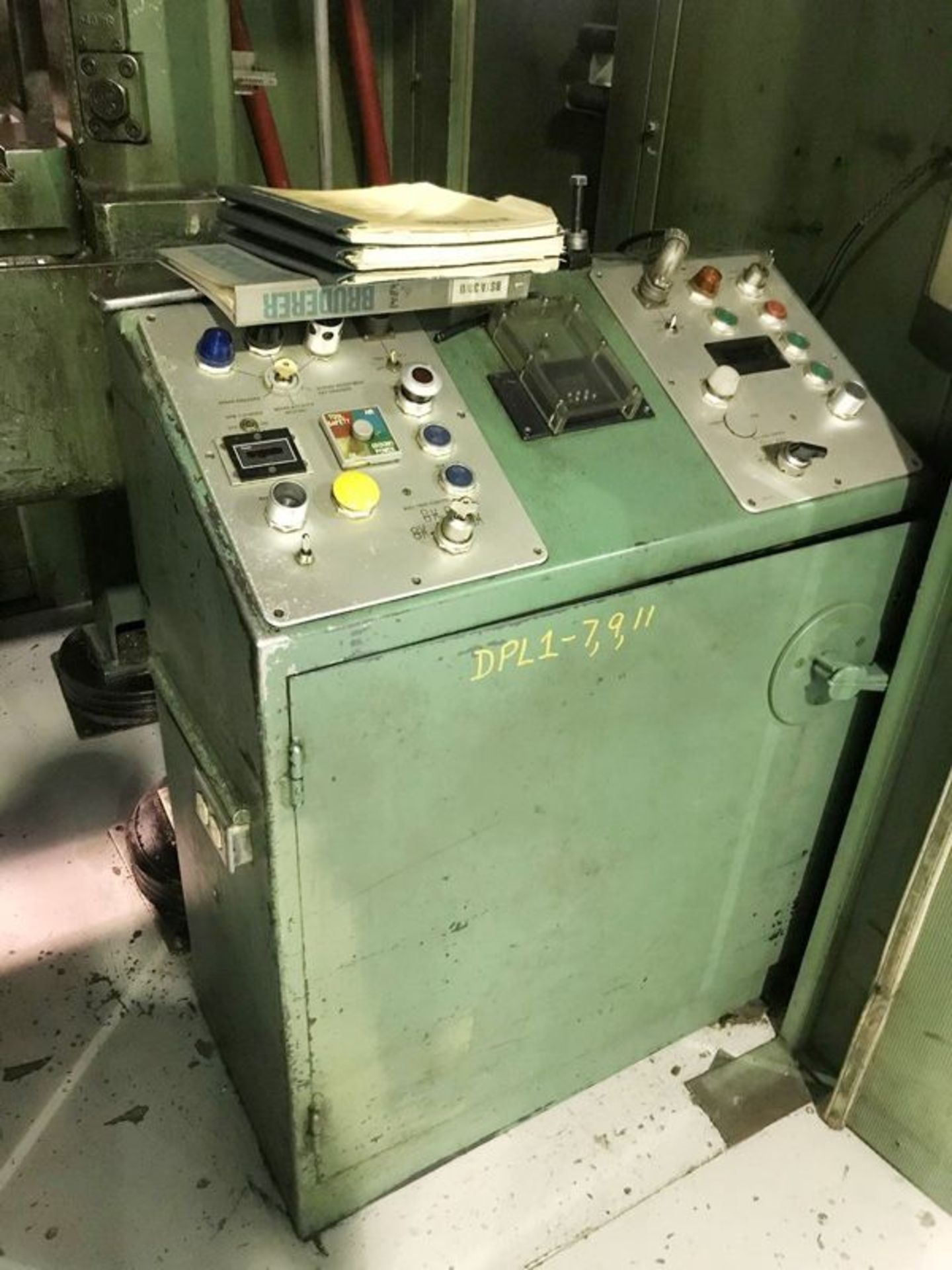 Bruderer High Speed Punch Press 30 Ton x 21'' x 21''. LOADING FEE FOR THIS LOT: $500 - Image 3 of 3