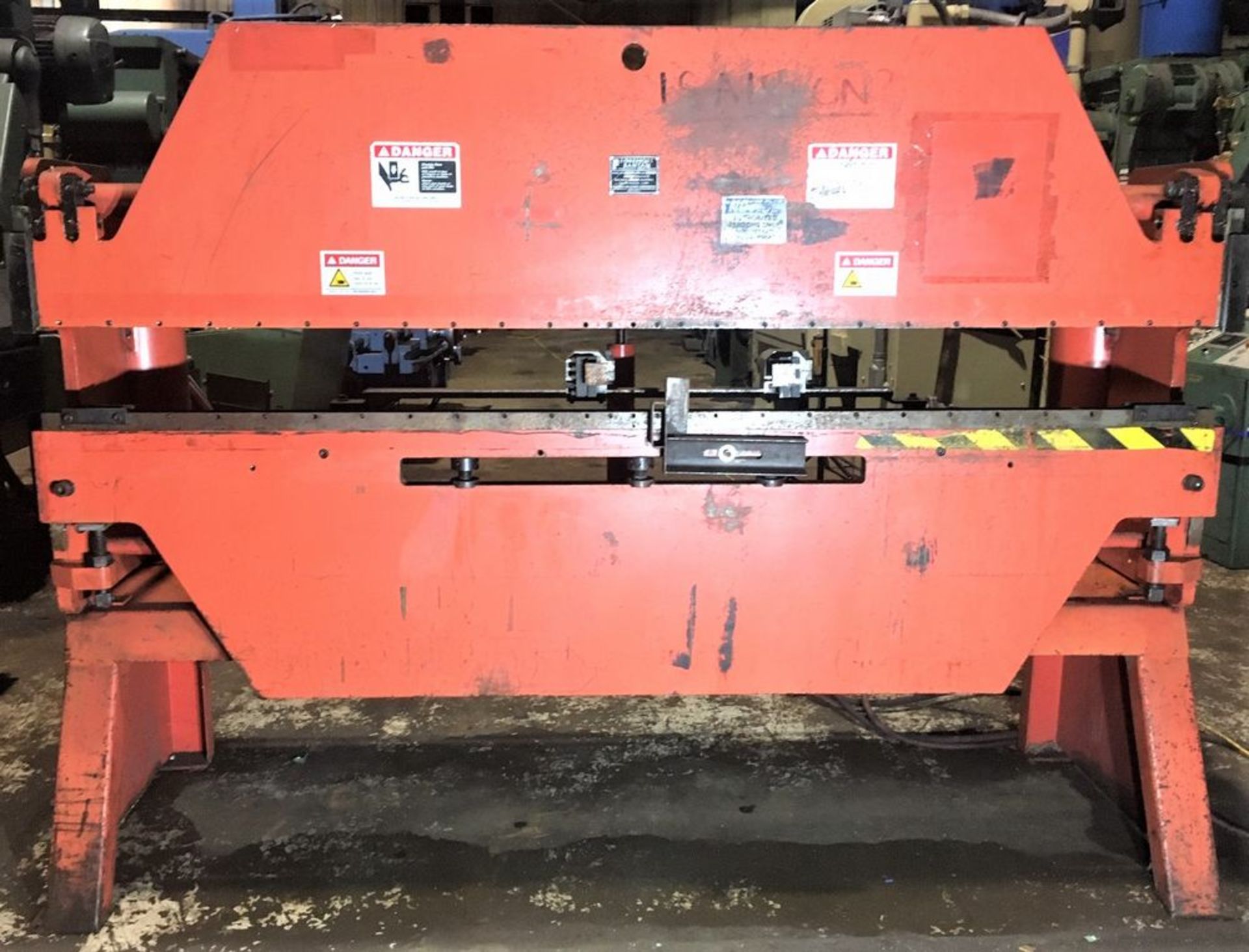 Foremost Bantam Pneumatic Press Brake 24 Ton x 8'