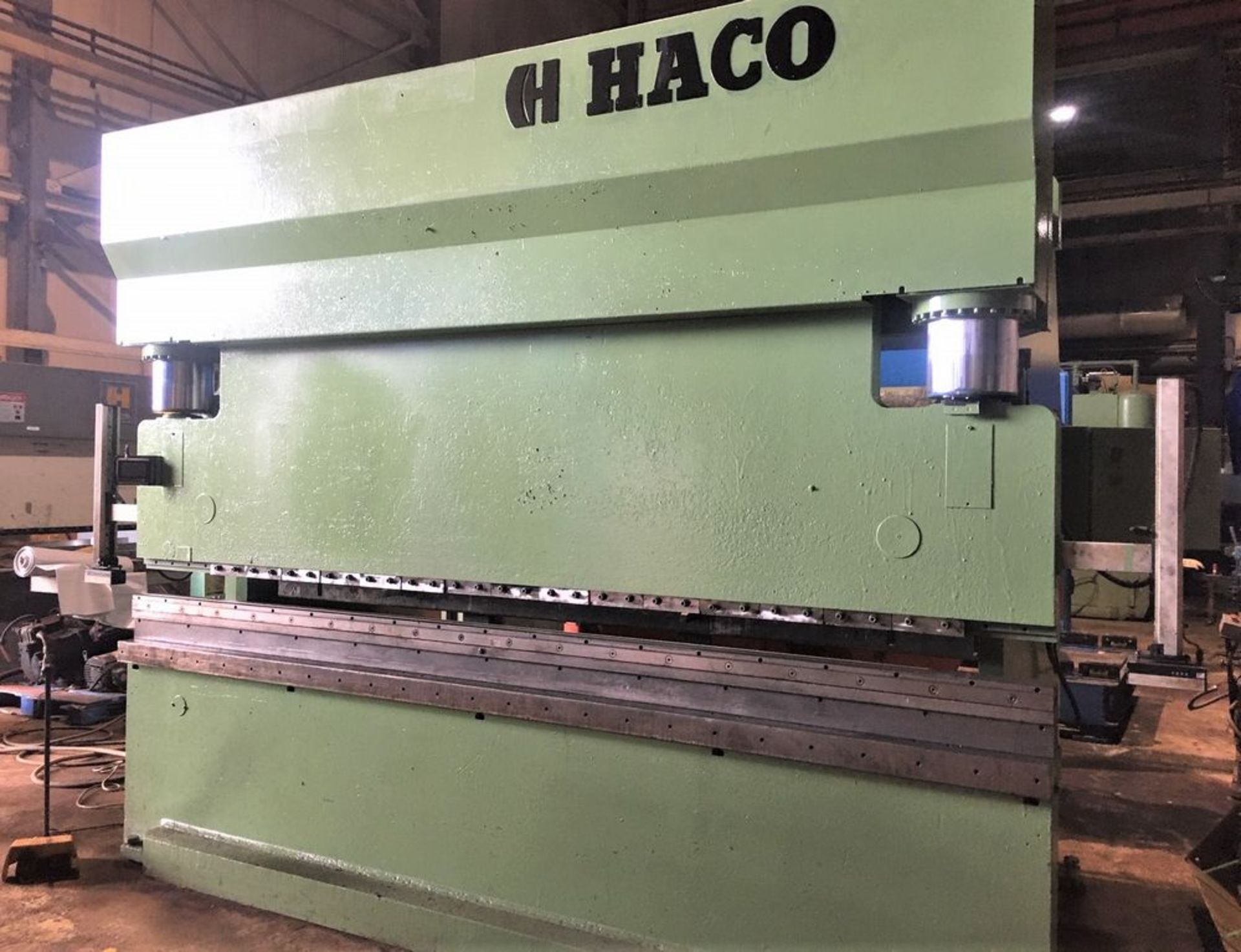 Haco CNC Hydraulic Press Brake 300 Ton x 12'