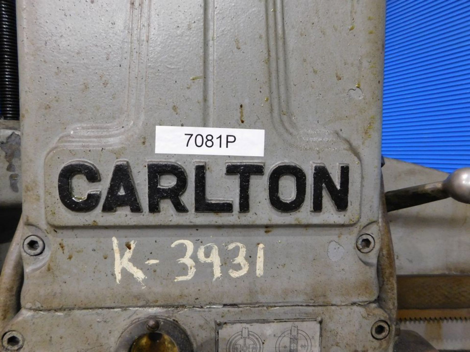 Carlton Radial Arm Drill 4' x 9''. LOADING FEE FOR THIS LOT: $500 - Image 10 of 15