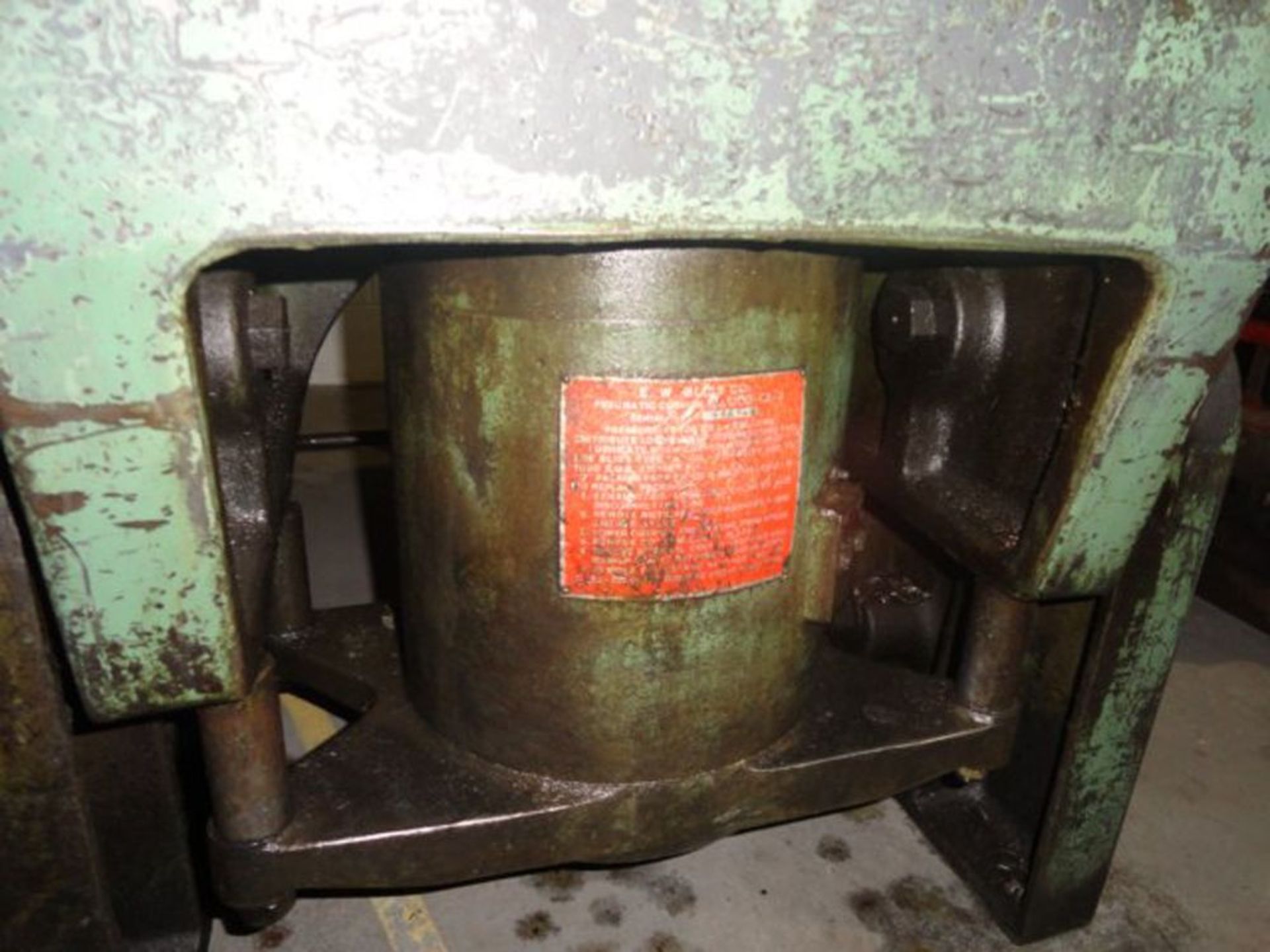 Bliss OBI Punch Press 45 Ton x 29 1/2'' x 19 1/2'. LOADING FEE FOR THIS LOT: $350 - Image 8 of 10