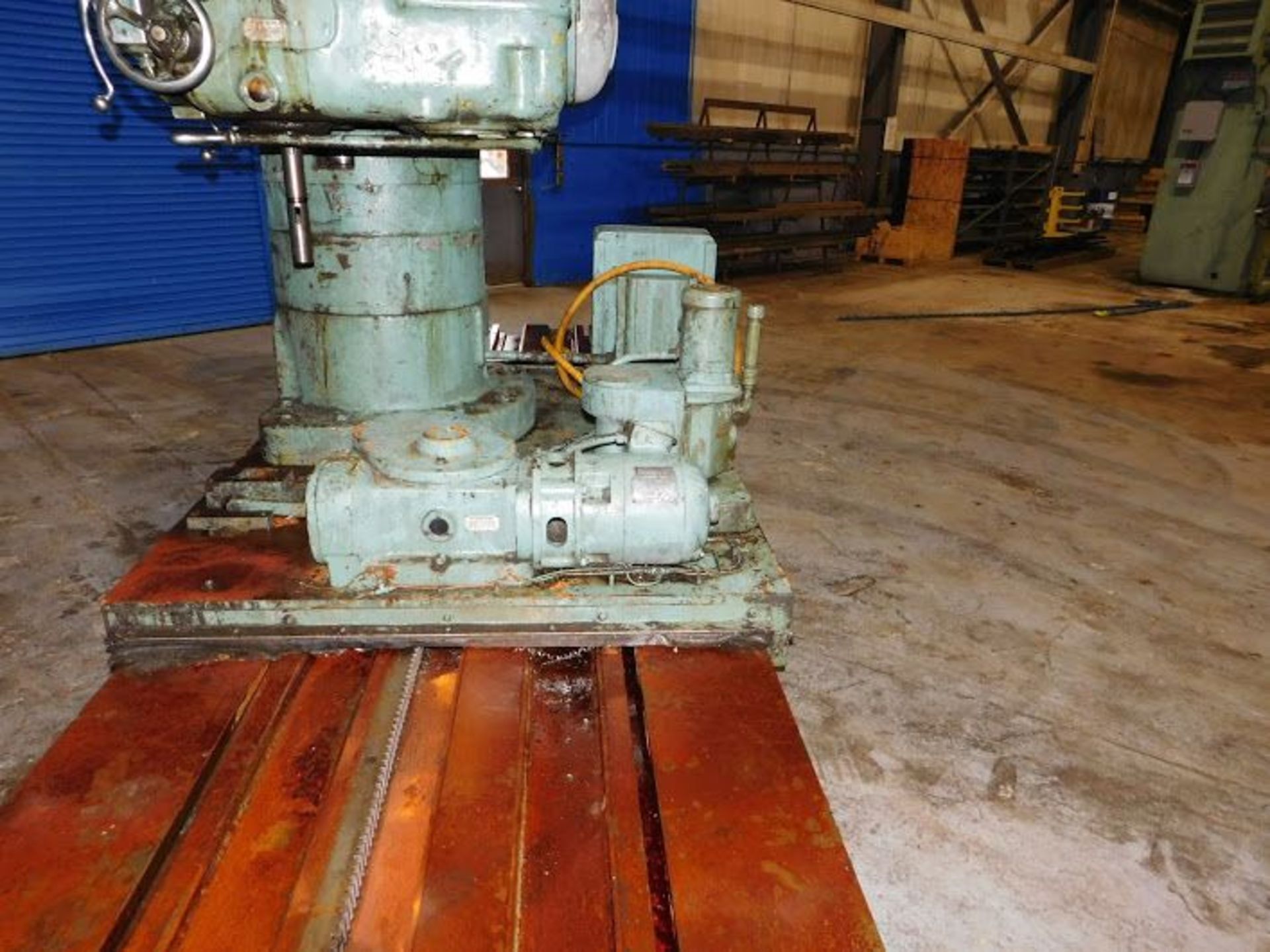 Carlton Traveling Base Radial Arm Drill 7' x 19''. LOADING FEE FOR THIS LOT: $1200 - Image 10 of 10