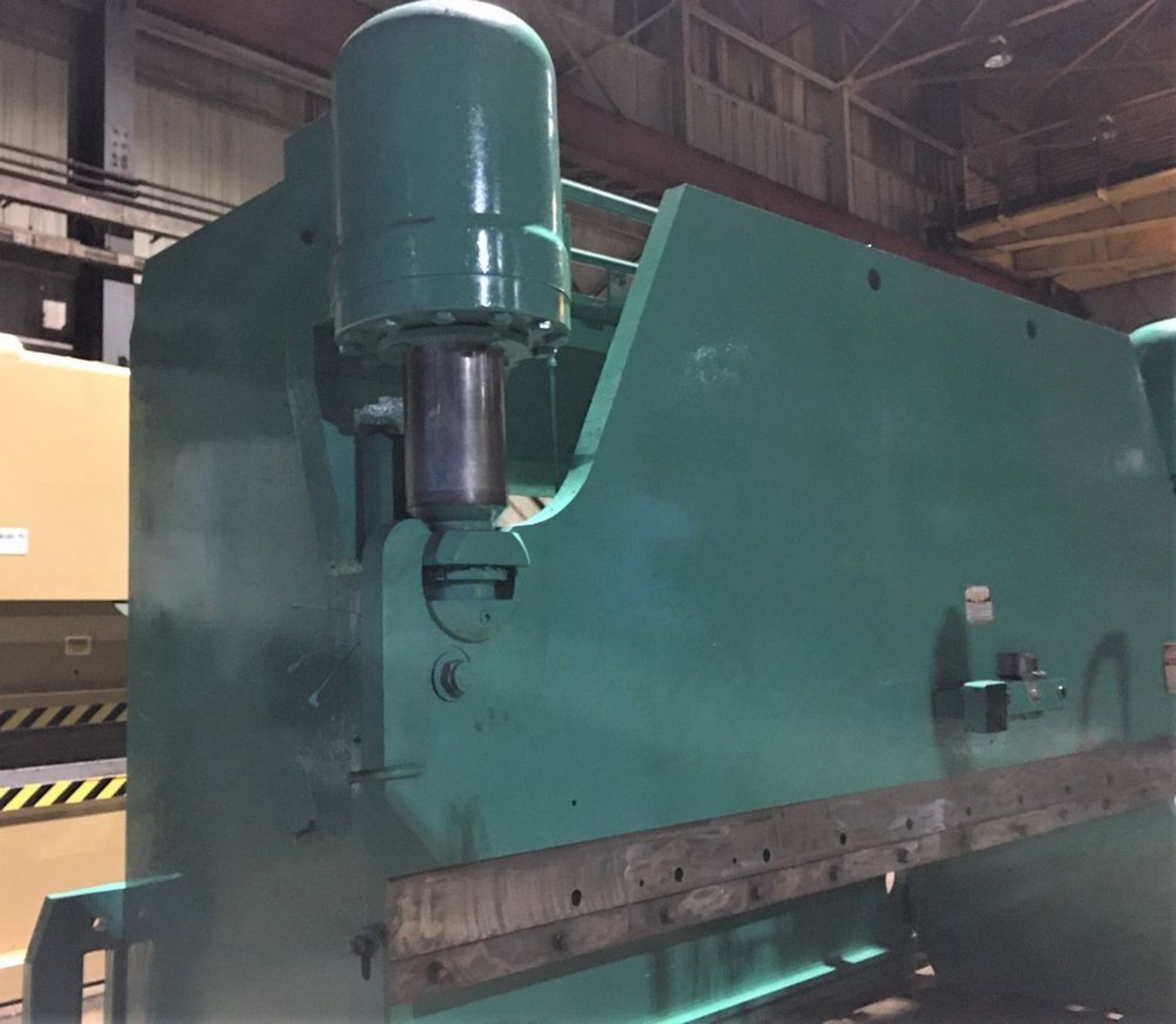 Pacific Hydraulic Brake Press 225 Ton x 14' - Image 6 of 12