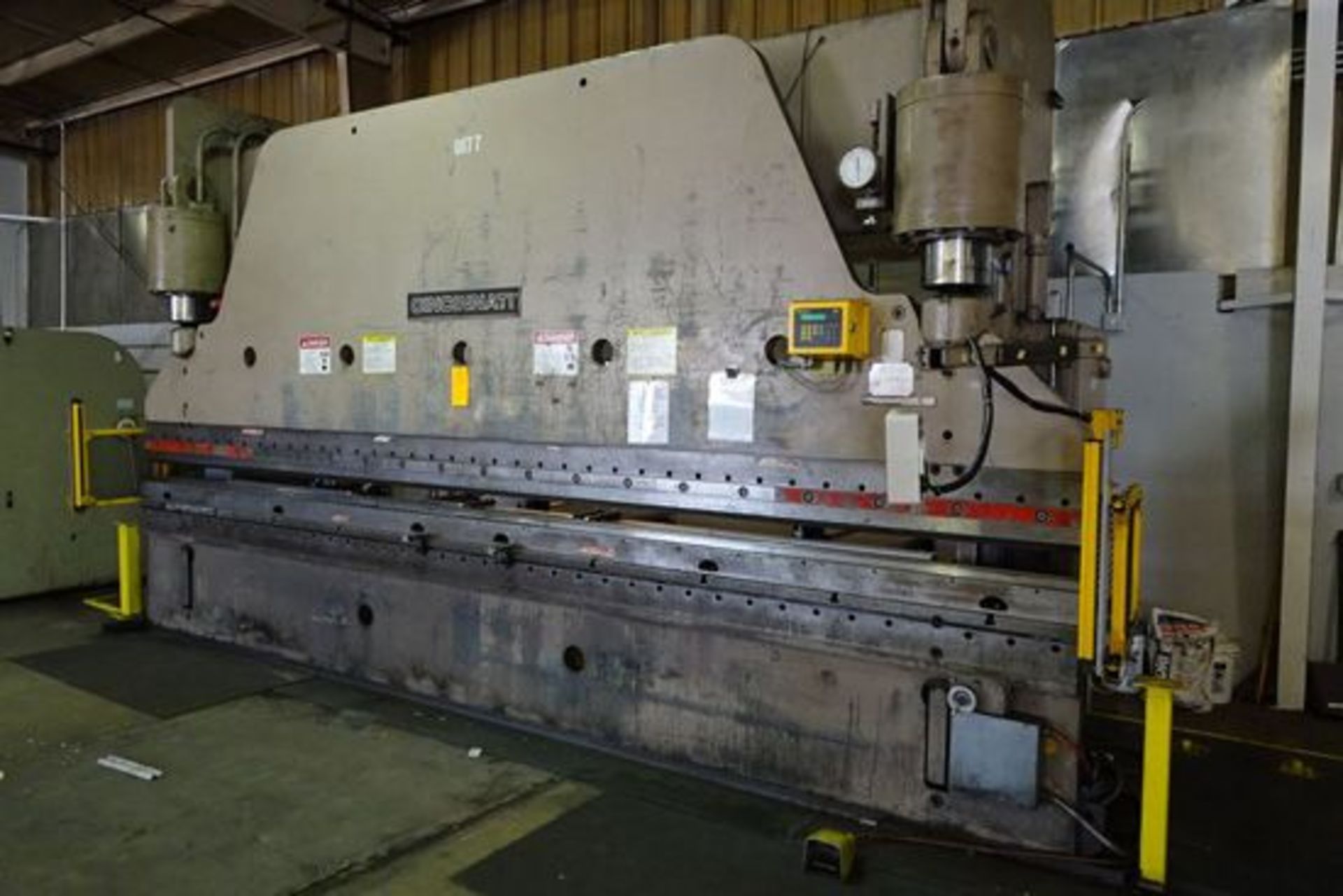 Cincinnati - CNC 3 Axis Hydraulic Press Brake 300 Ton x 20' - Image 2 of 15