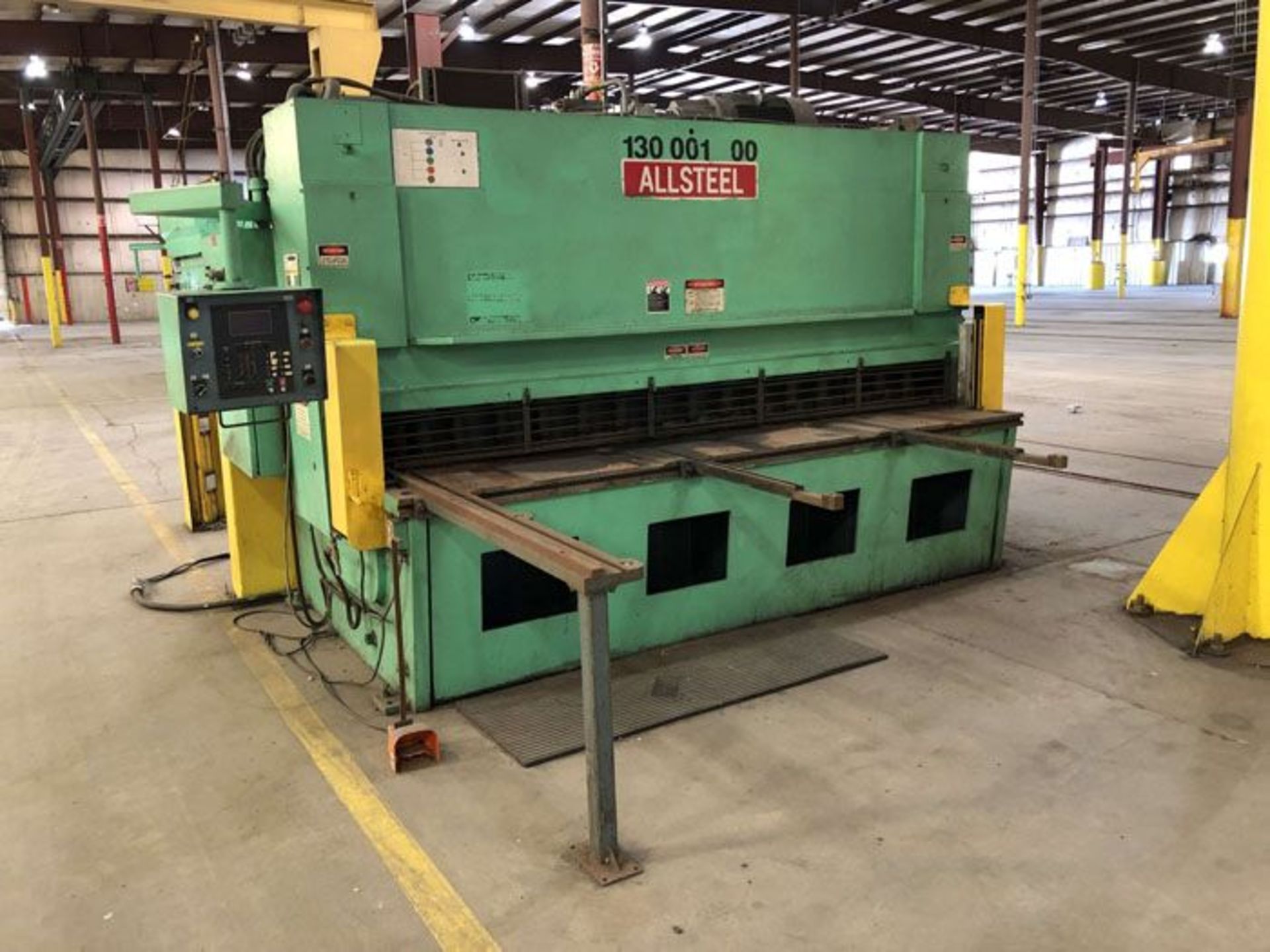 Allsteel Hydraulic Power Shear 1/2'' x 10'. LOADING FEE FOR THIS LOT: $500 - Image 2 of 10